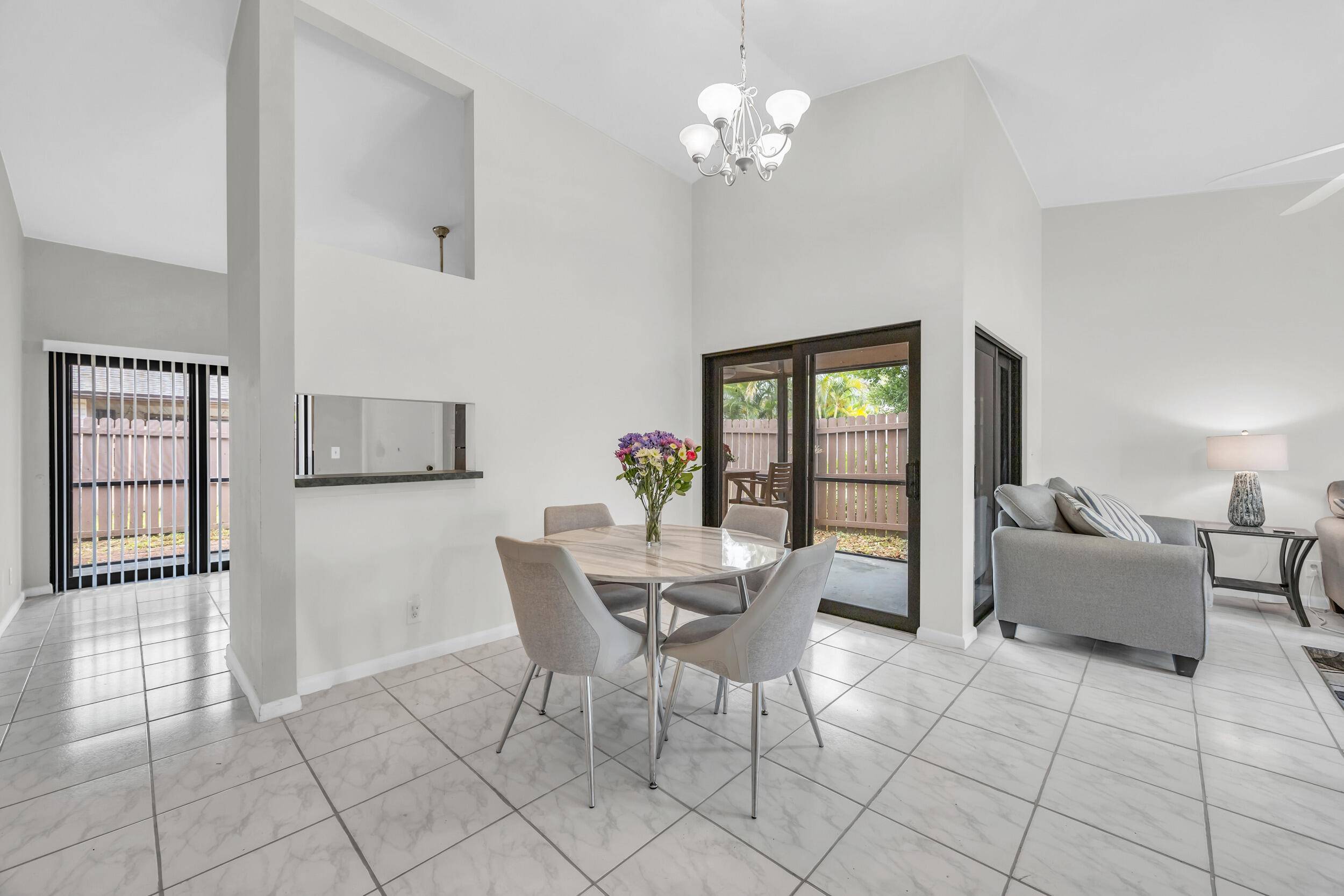 Jupiter, FL 33458,130 Sherwood Circle 14d
