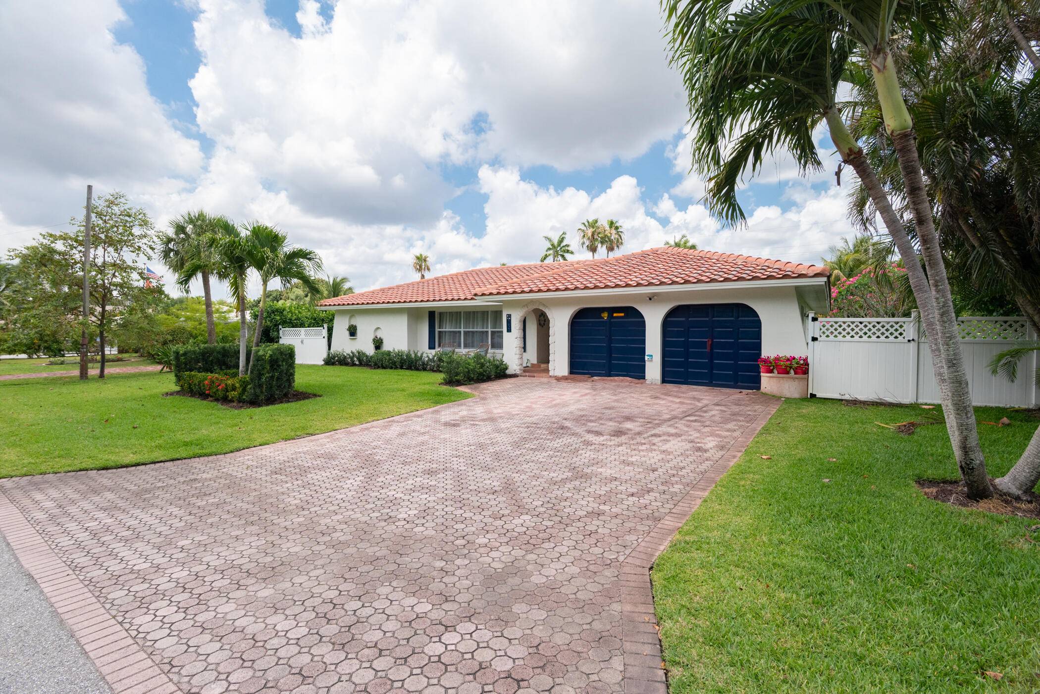 Lake Clarke Shores, FL 33406,7621 W Lake DR