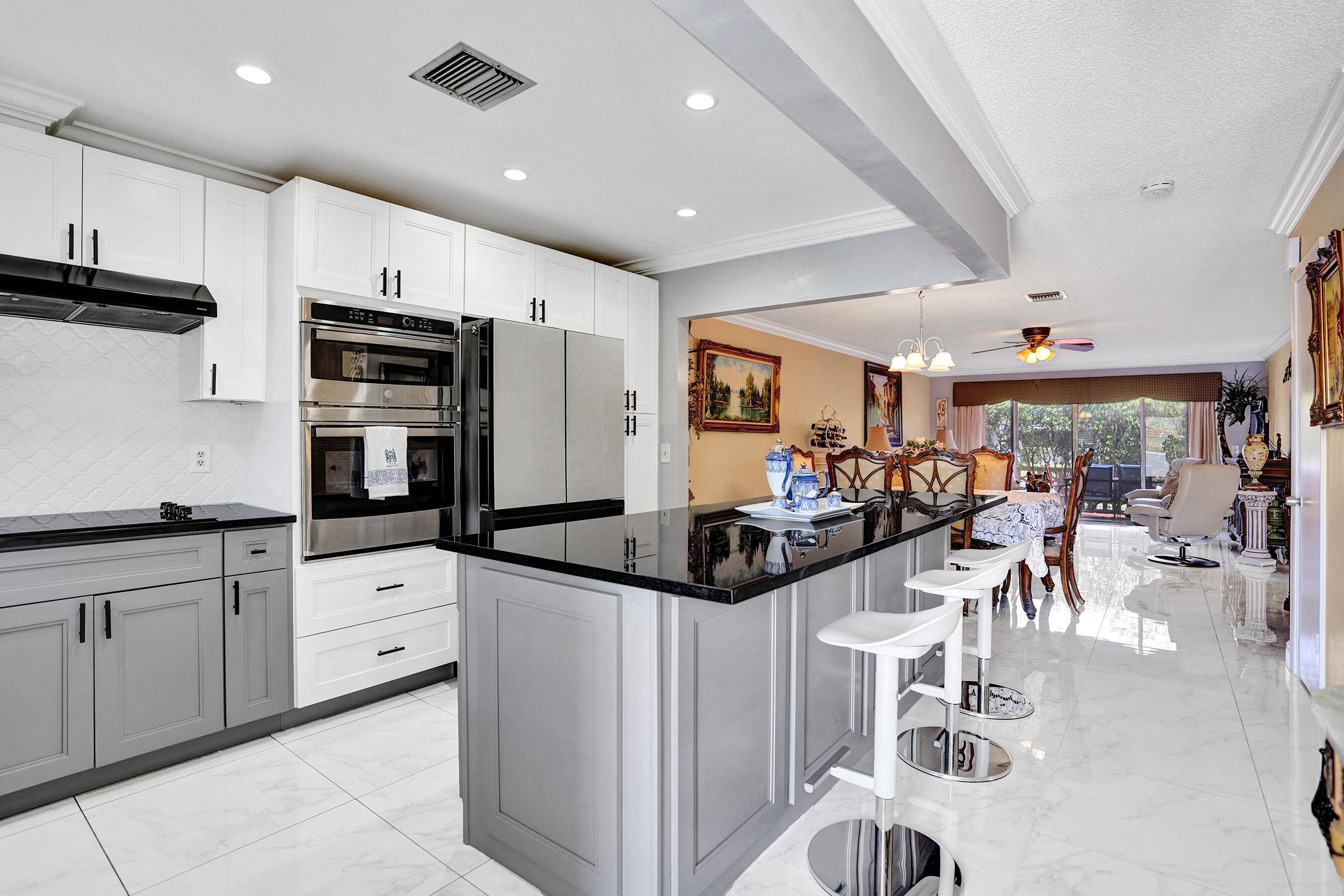 West Palm Beach, FL 33415,5730 E Fernley DR 15