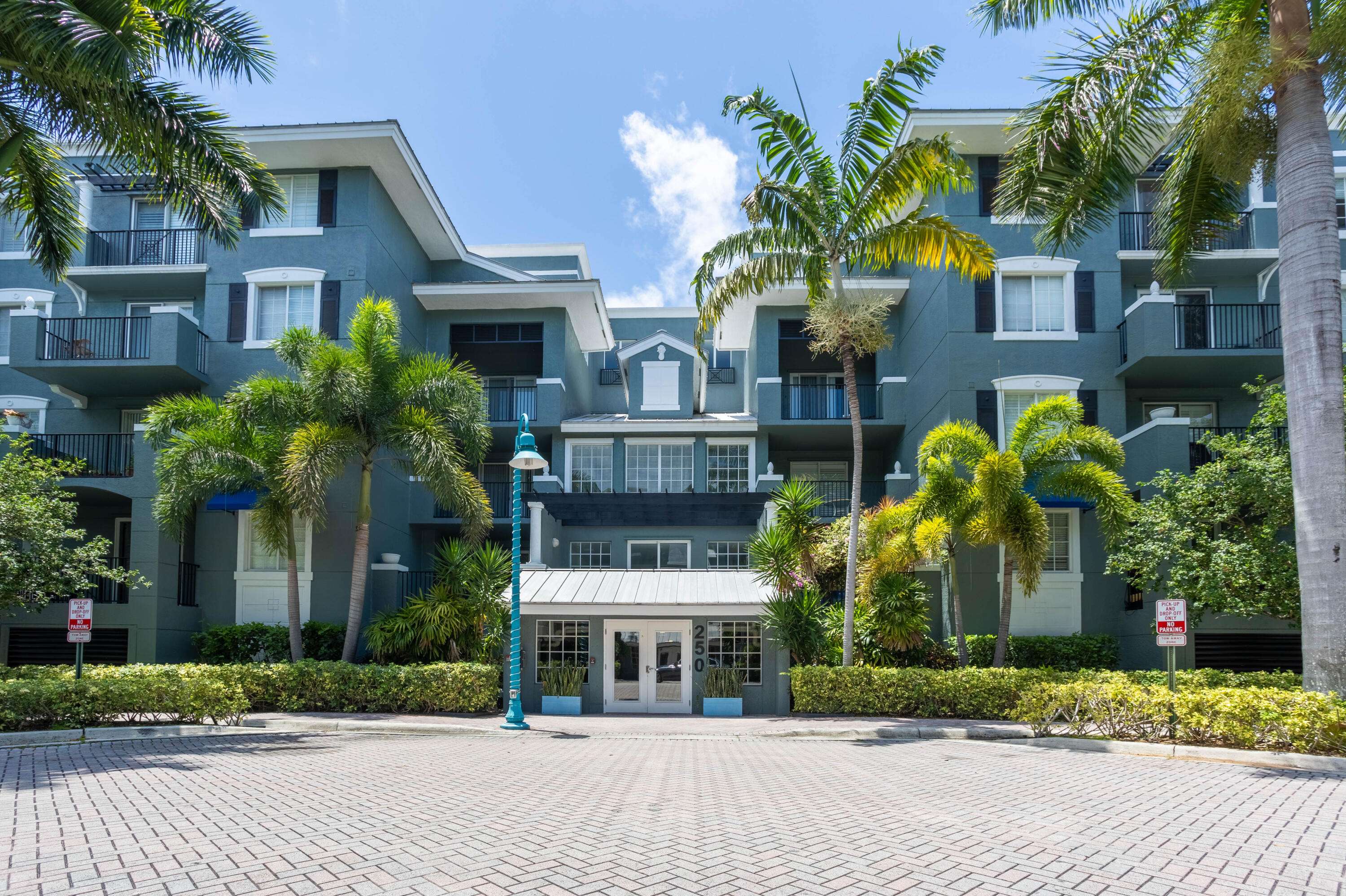 Delray Beach, FL 33444,250 NE 3rd AVE 1308