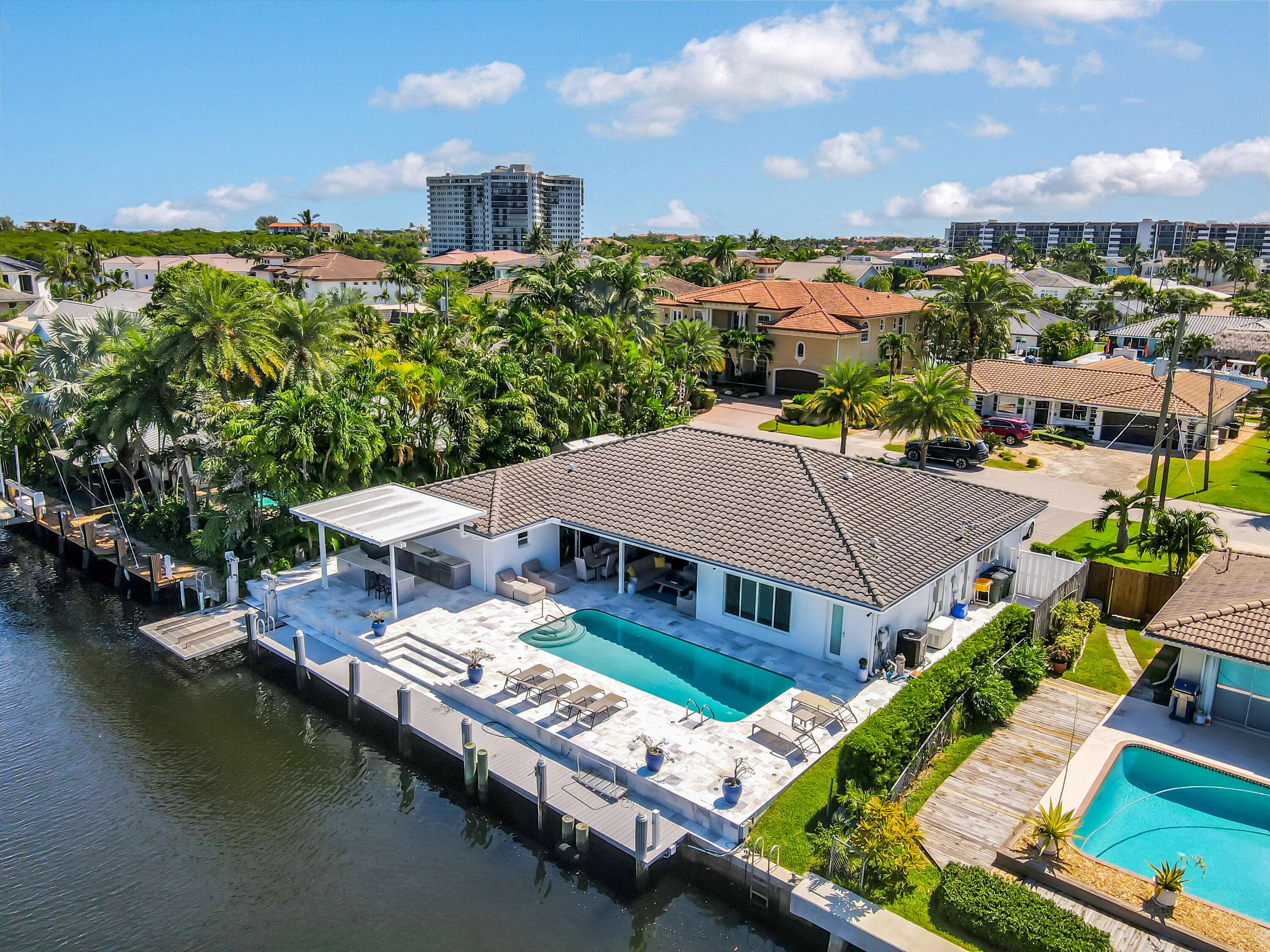 Boca Raton, FL 33487,831 Dover ST