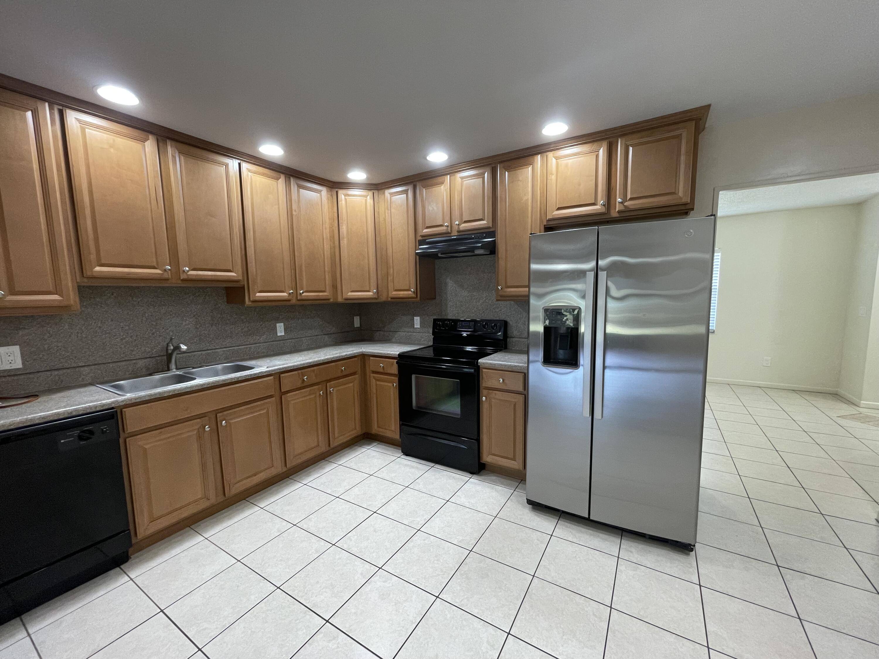 Royal Palm Beach, FL 33411,113 Bobwhite RD