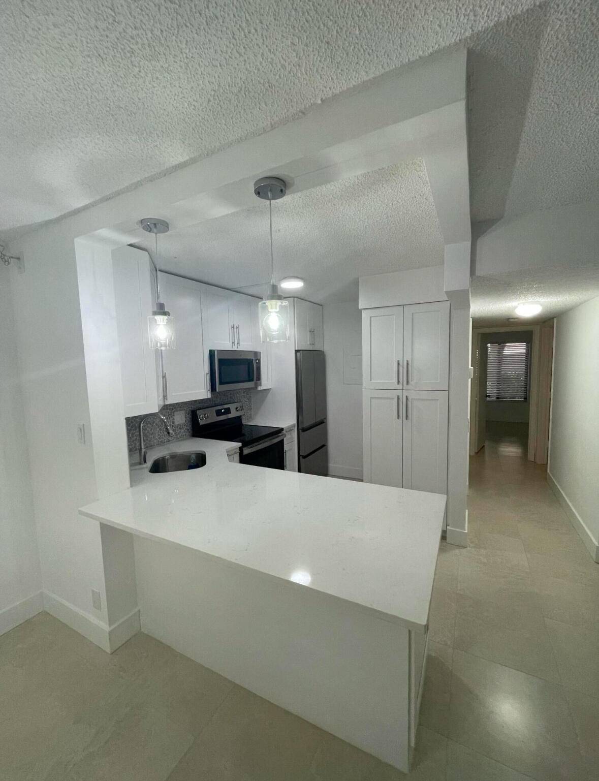 Greenacres, FL 33415,205 Foxtail DR B1