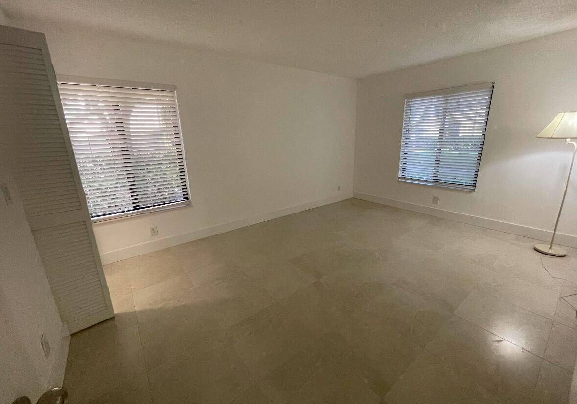 Greenacres, FL 33415,205 Foxtail DR B1