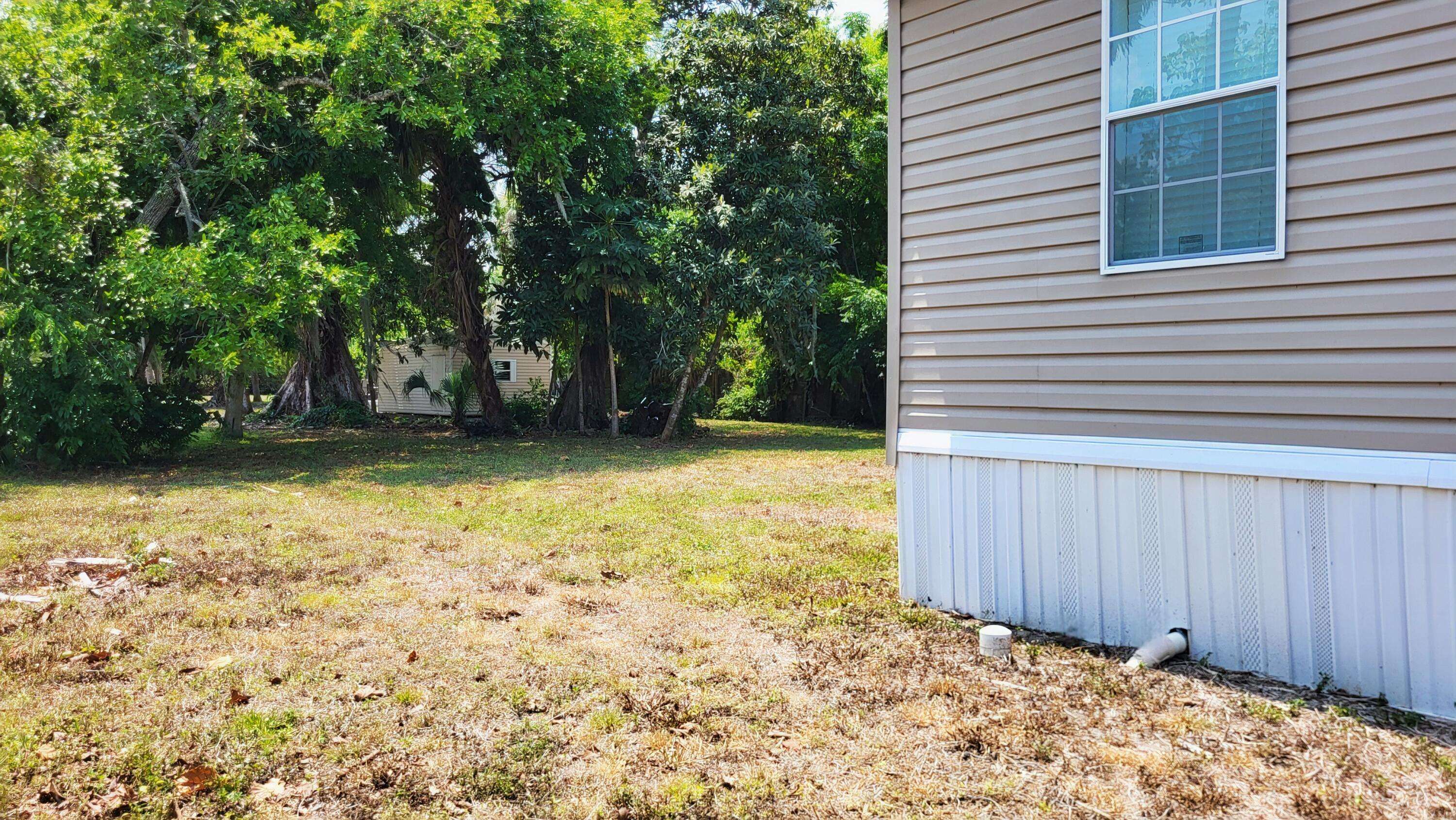 Moore Haven, FL 33471,1084 Arvin LN