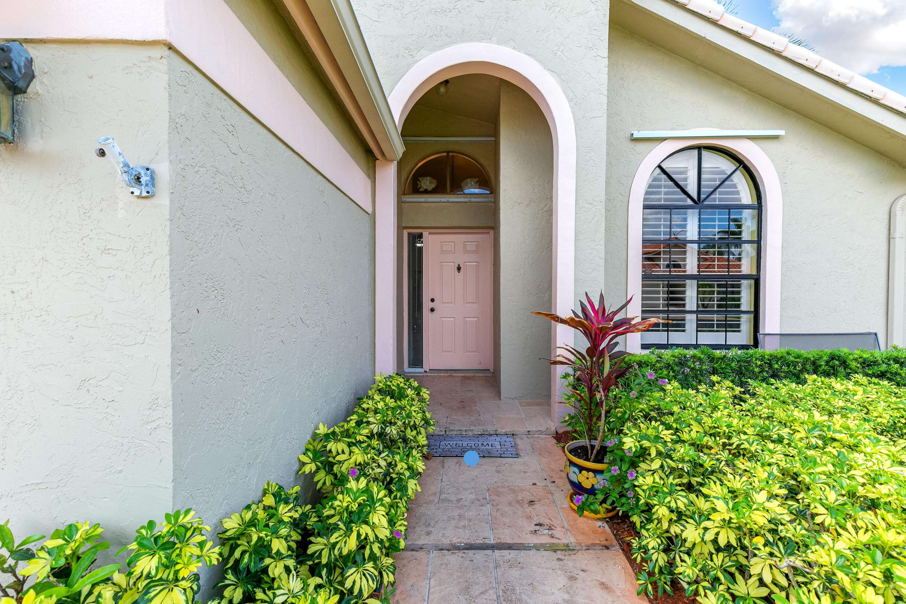Boynton Beach, FL 33436,176 Executive CIR