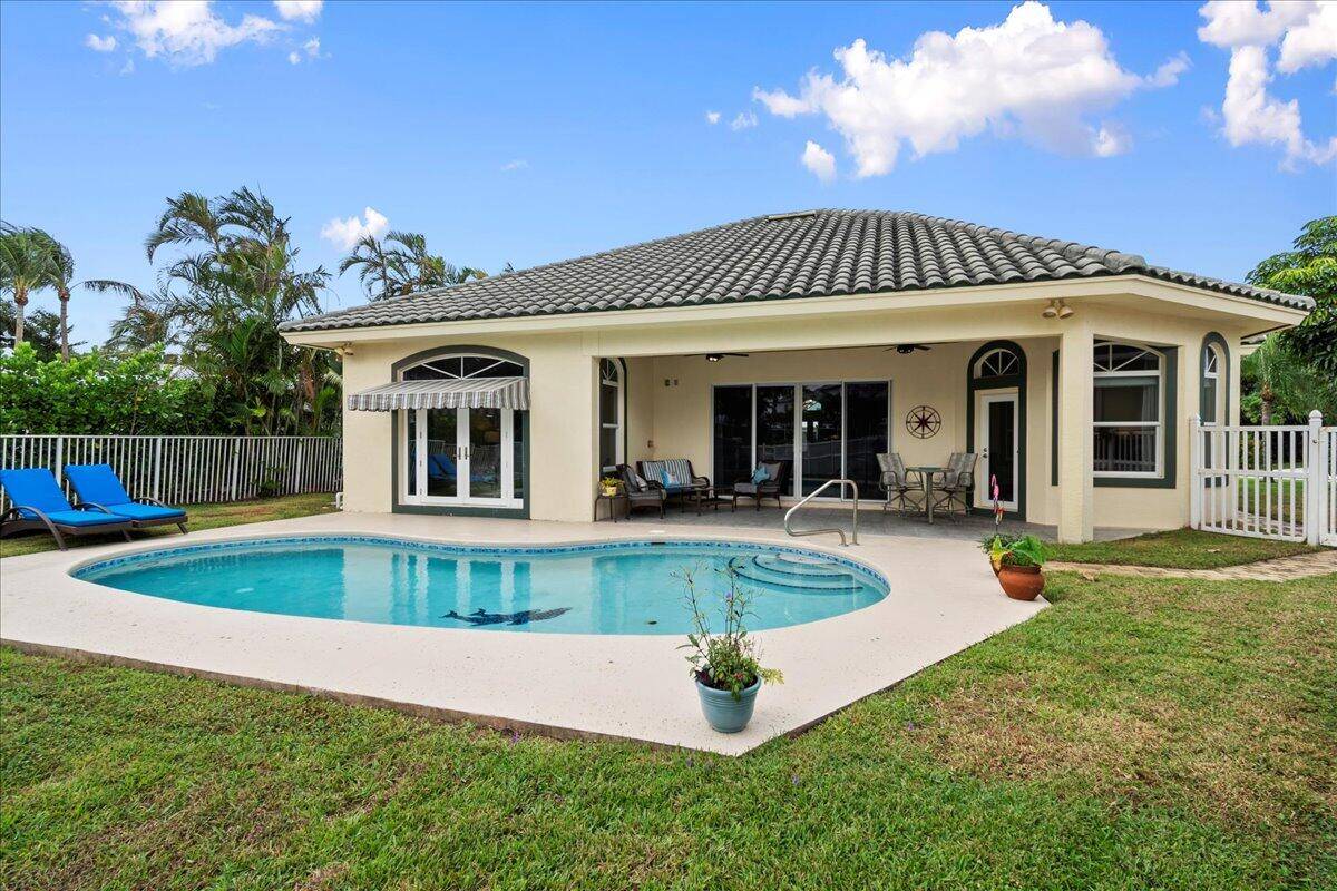 Jupiter, FL 33469,72 Waterway RD