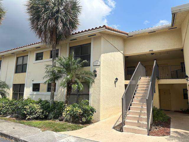 West Palm Beach, FL 33411,1520 Lake Crystal DR B