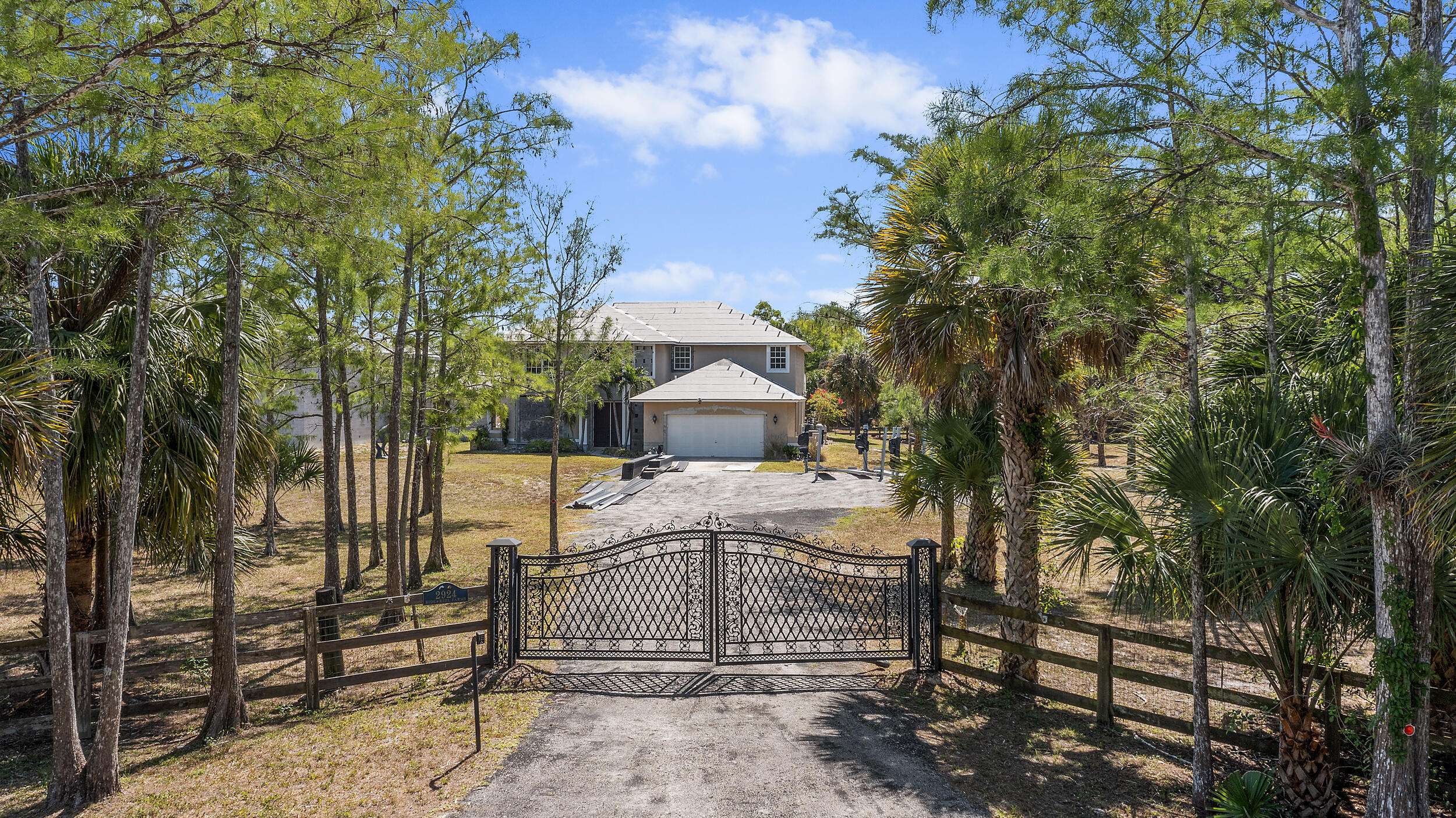 Loxahatchee, FL 33470,2924 Deer Run TRL