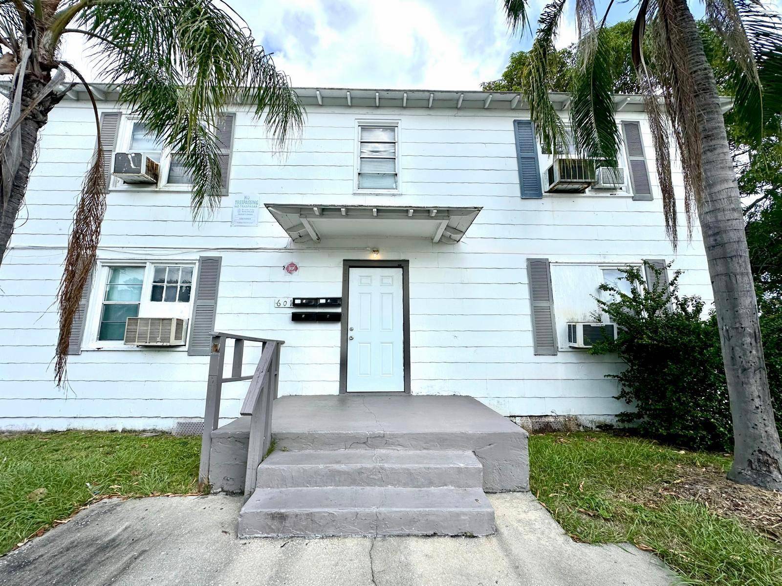 West Palm Beach, FL 33407,601 33rd ST 4