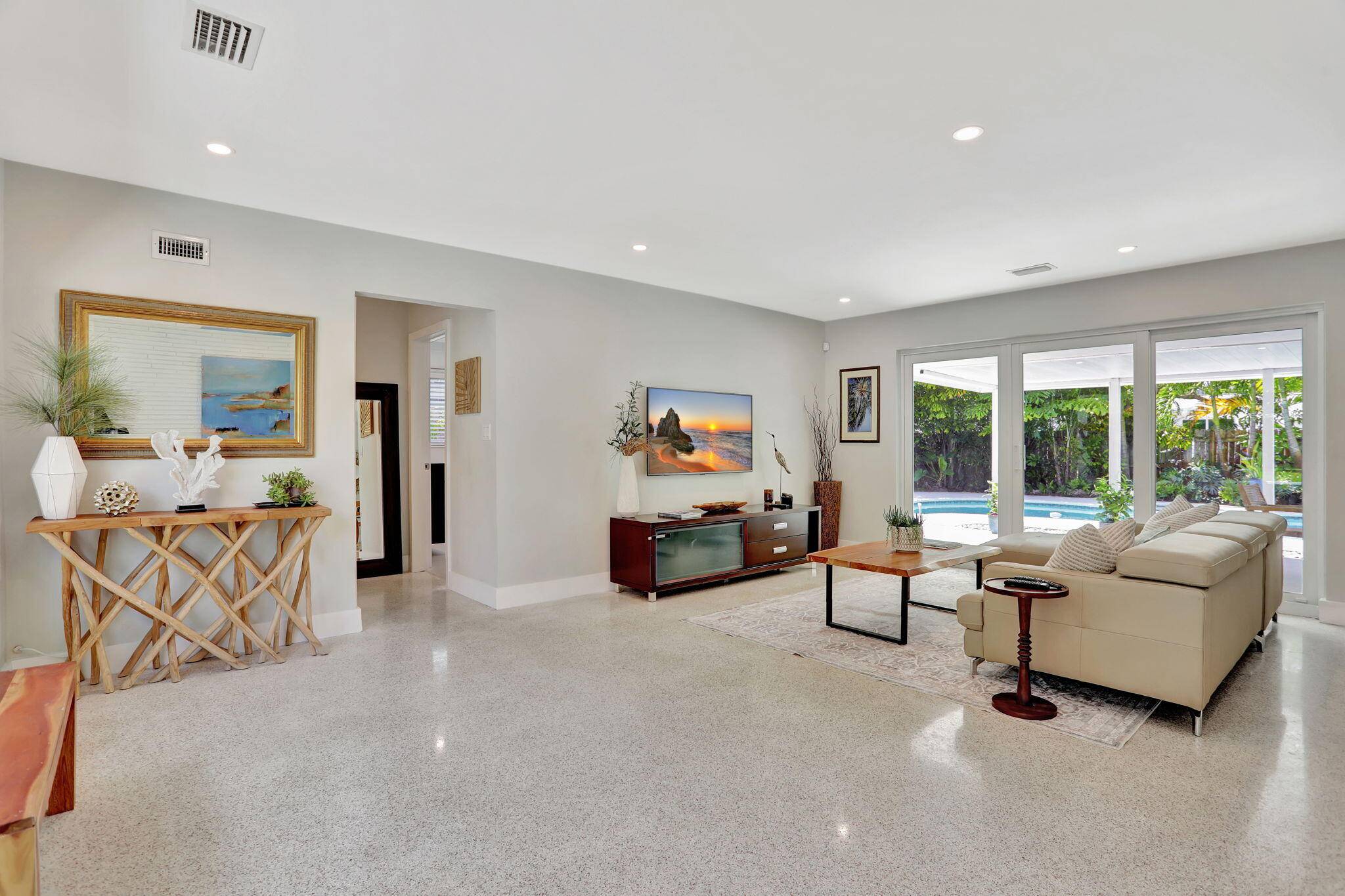 Oakland Park, FL 33334,1730 NE 40th CT