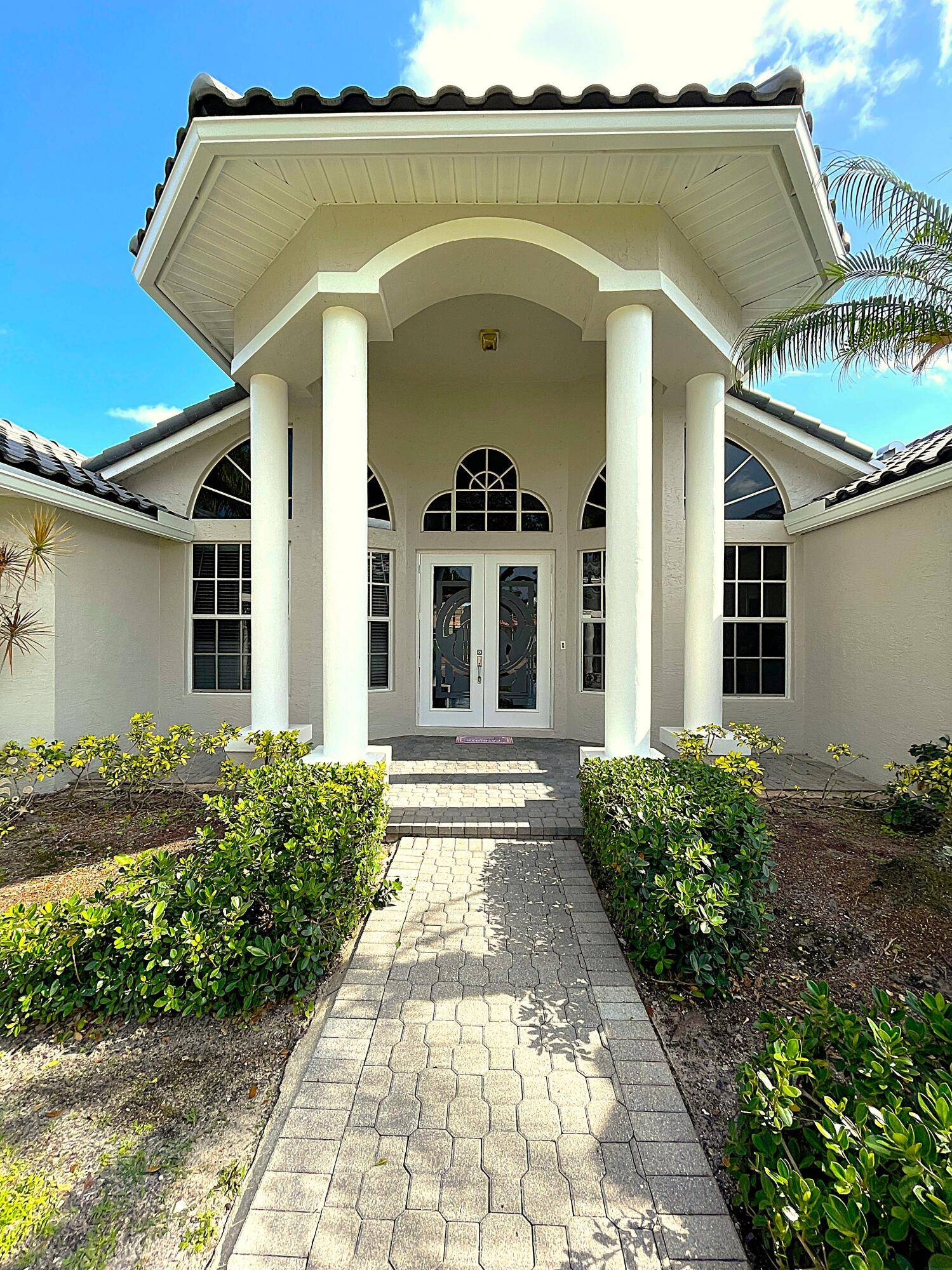 Royal Palm Beach, FL 33411,136 Cypress TRCE