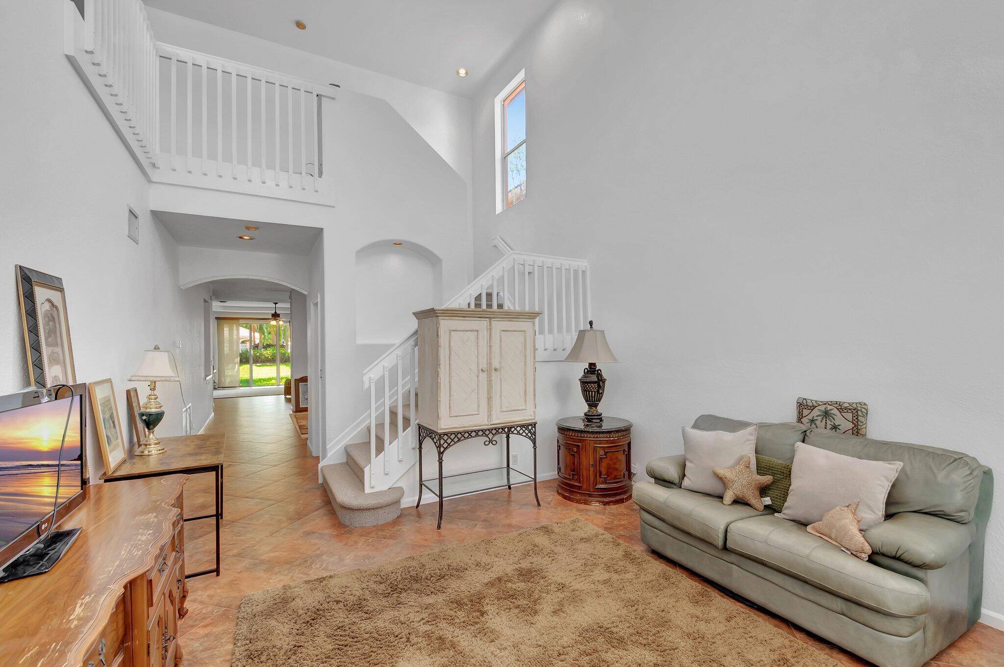 Lake Worth, FL 33463,6744 Lurais DR