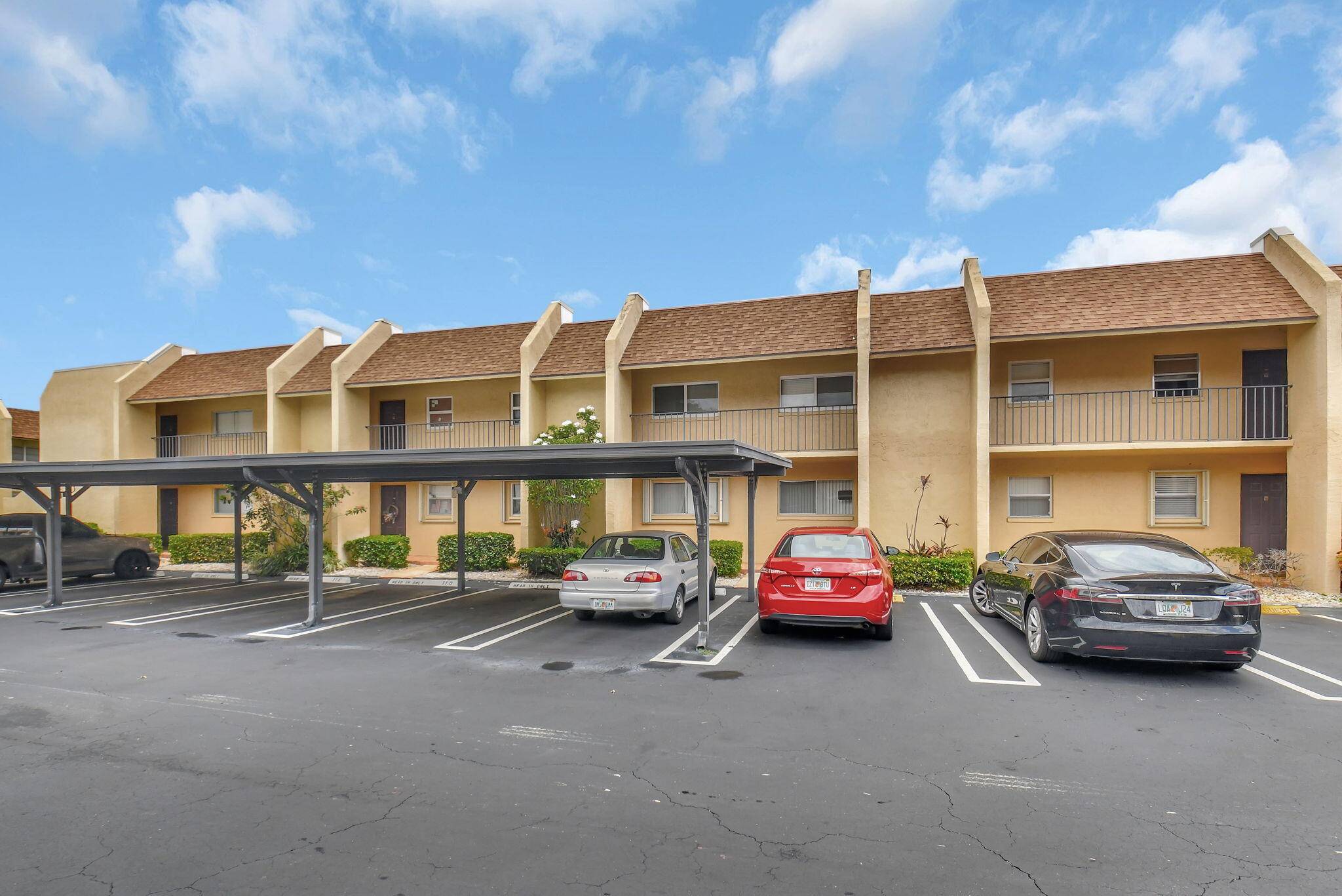 Delray Beach, FL 33445,2845 SW 22nd AVE 205