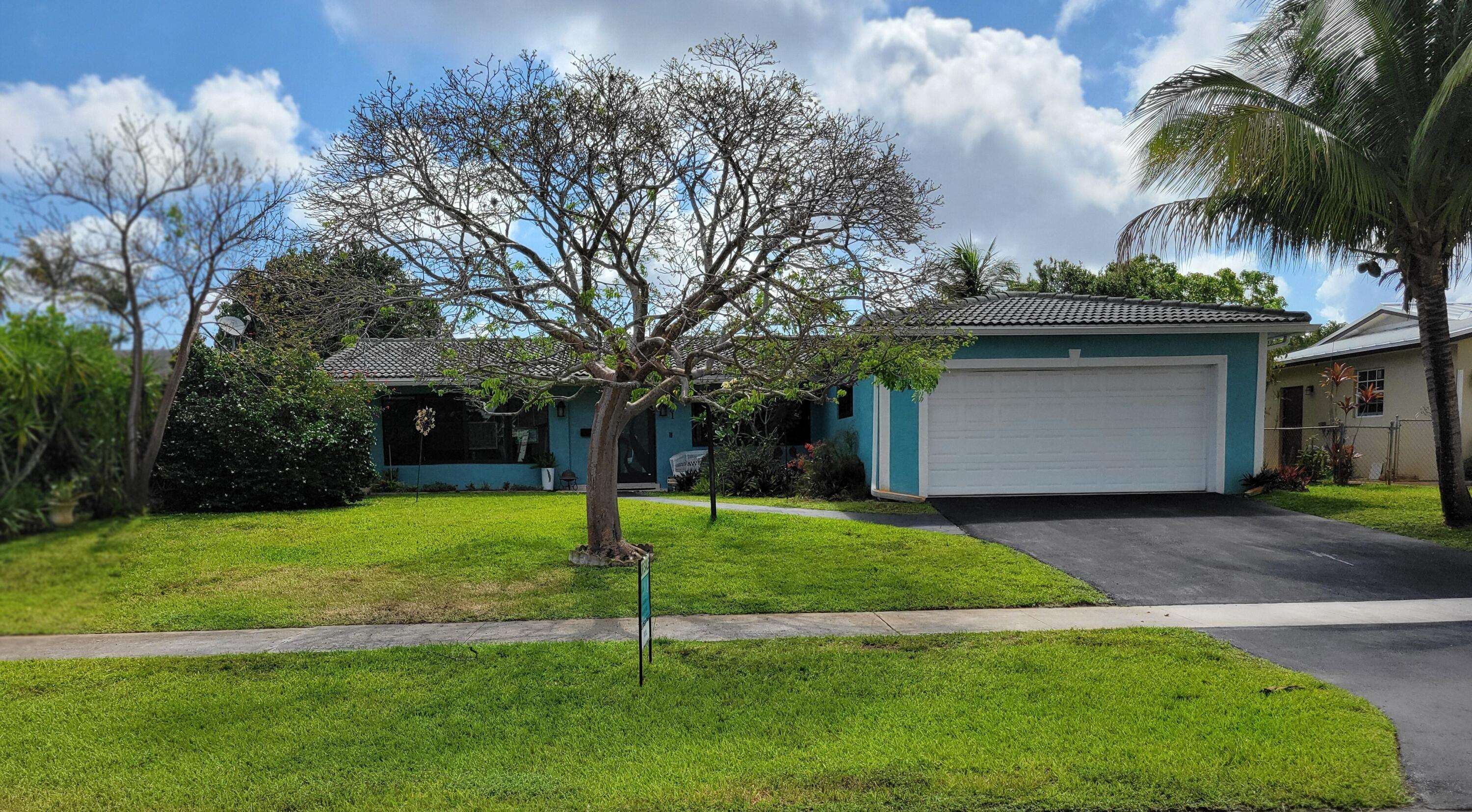 Hollywood, FL 33021,1821 N 50th AVE