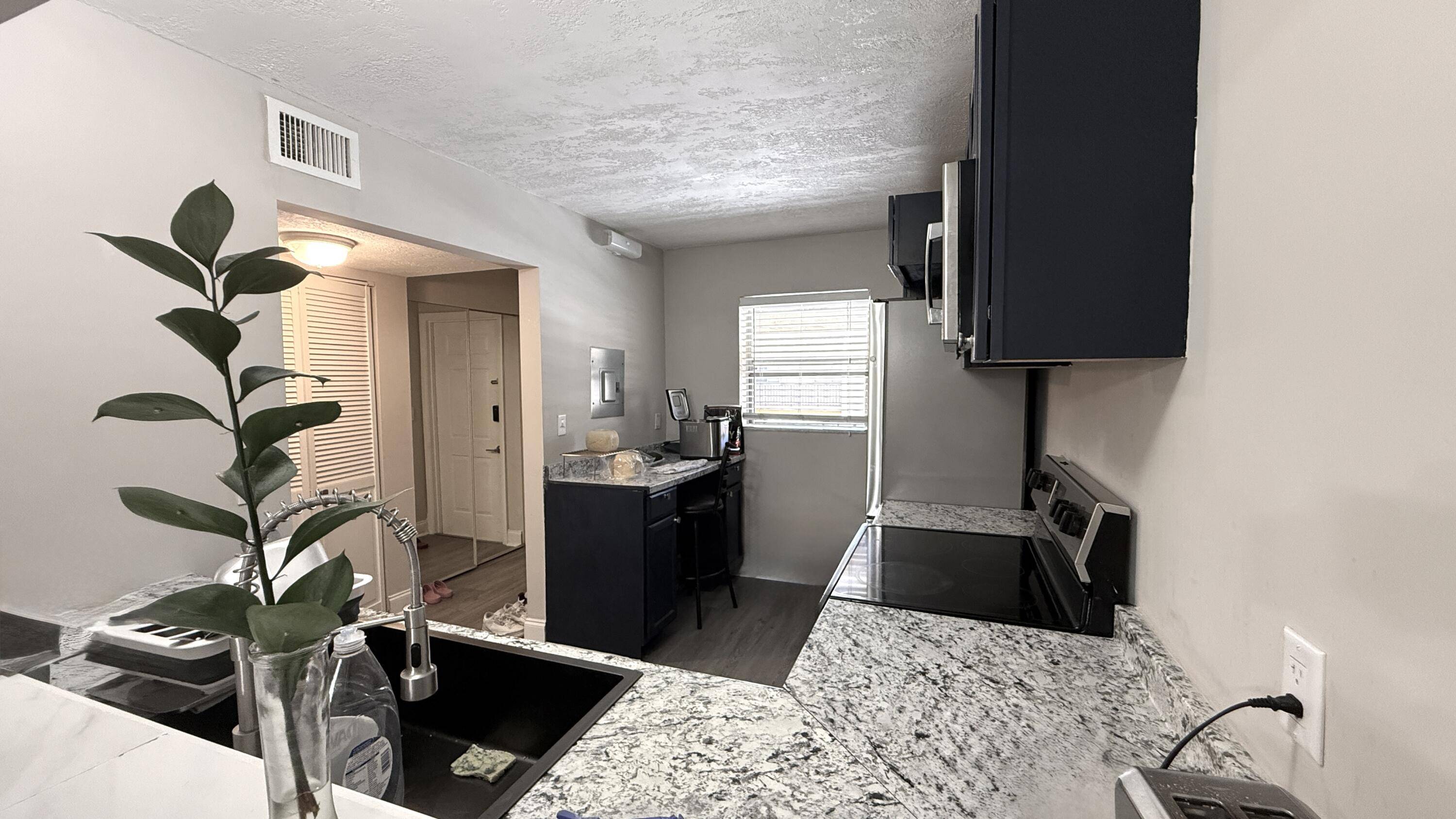Delray Beach, FL 33445,2925 SW 22nd AVE 2030