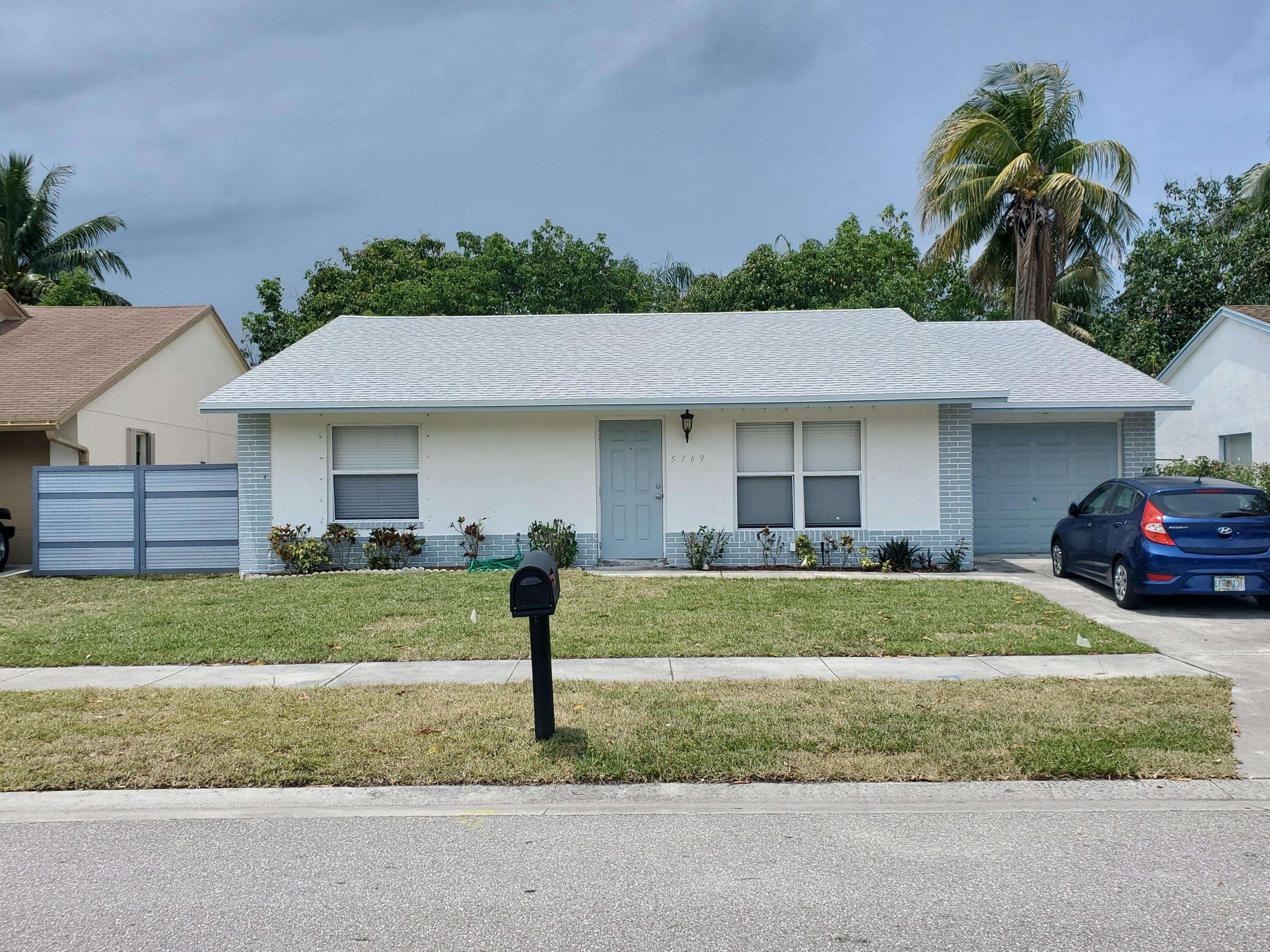 Lake Worth, FL 33463,5769 E Ellis Hollow RD
