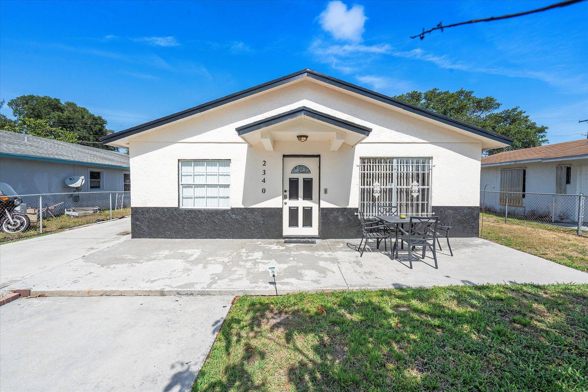 Riviera Beach, FL 33404,2340 R J Hendley AVE