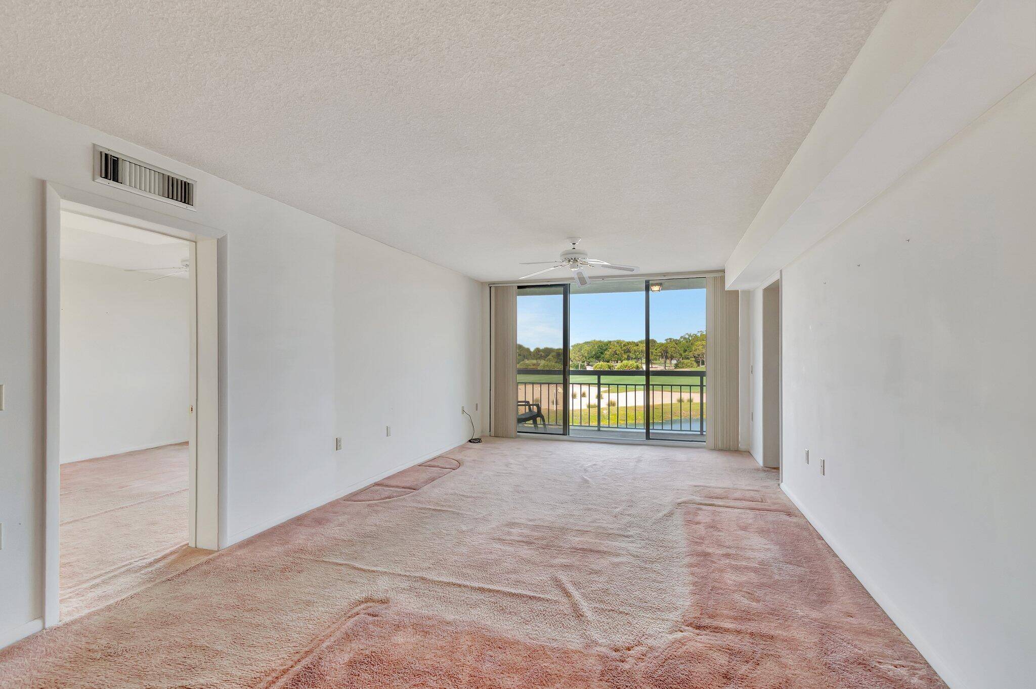 West Palm Beach, FL 33409,2421 Village BLVD 203