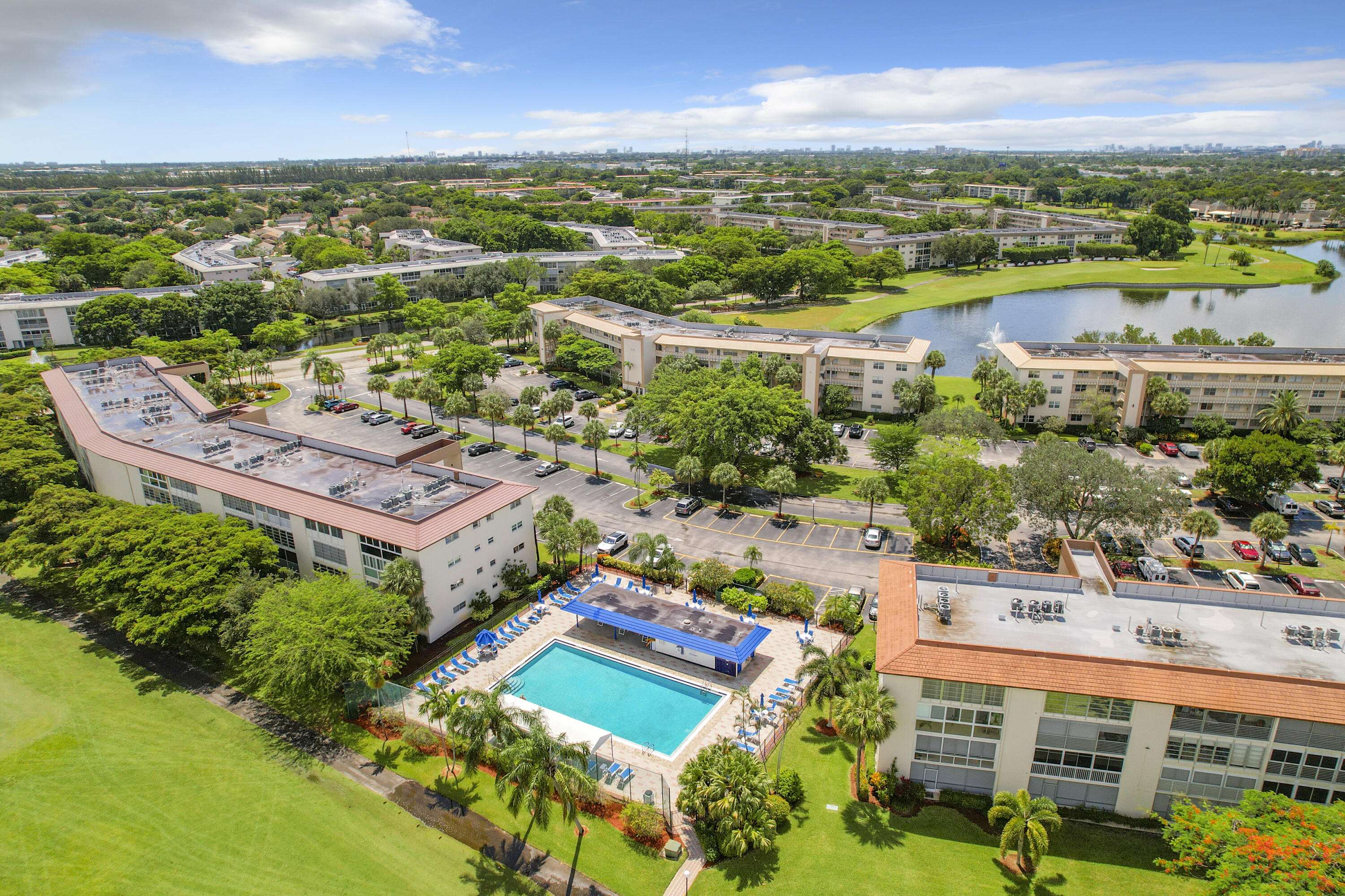 Coconut Creek, FL 33066,3205 Portofino PT B4