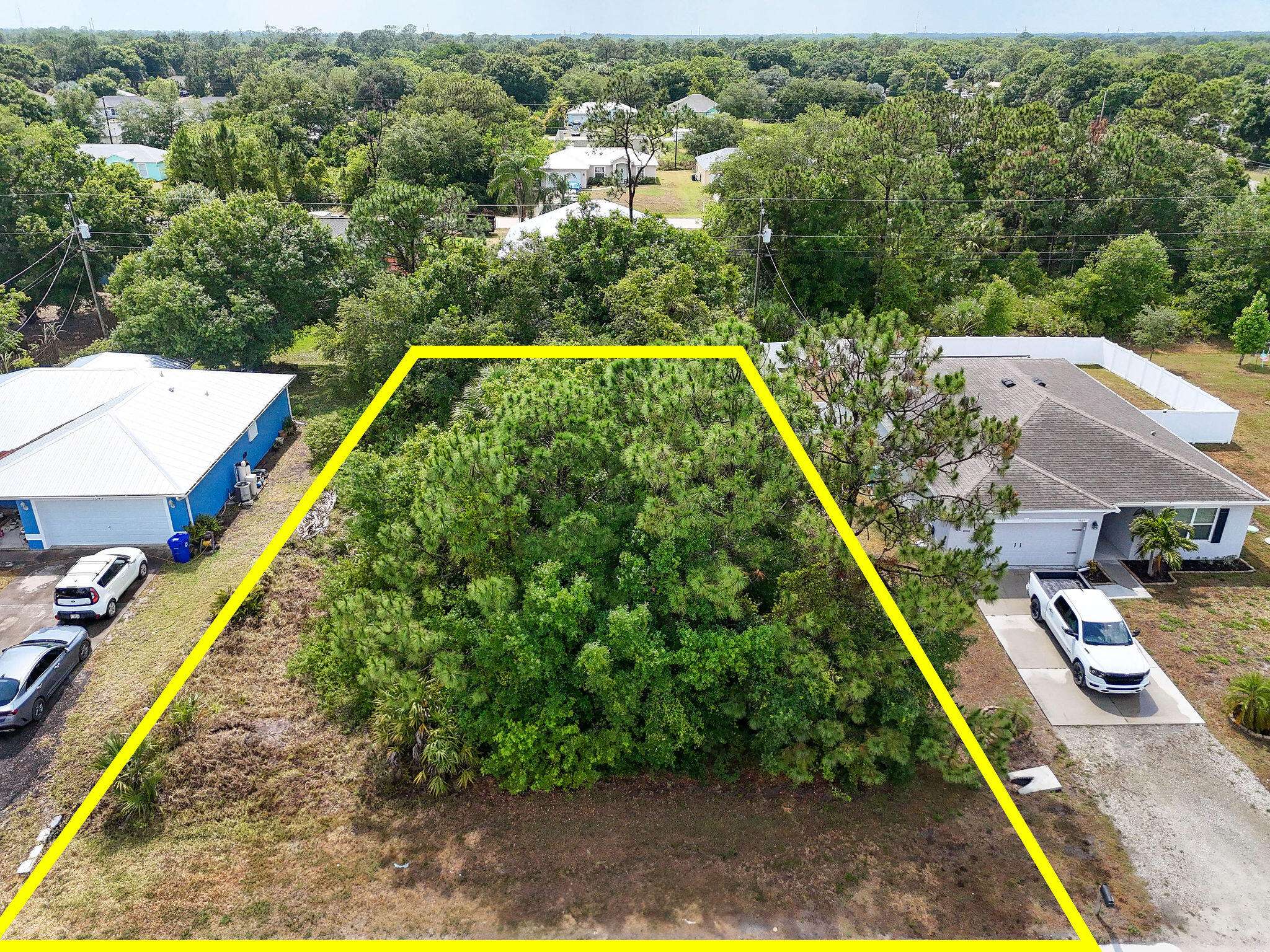 Vero Beach, FL 32967,7855 104th AVE