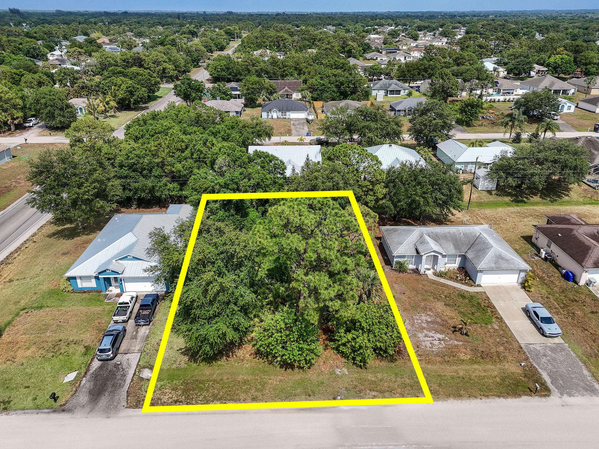 Vero Beach, FL 32967,7876 104th AVE