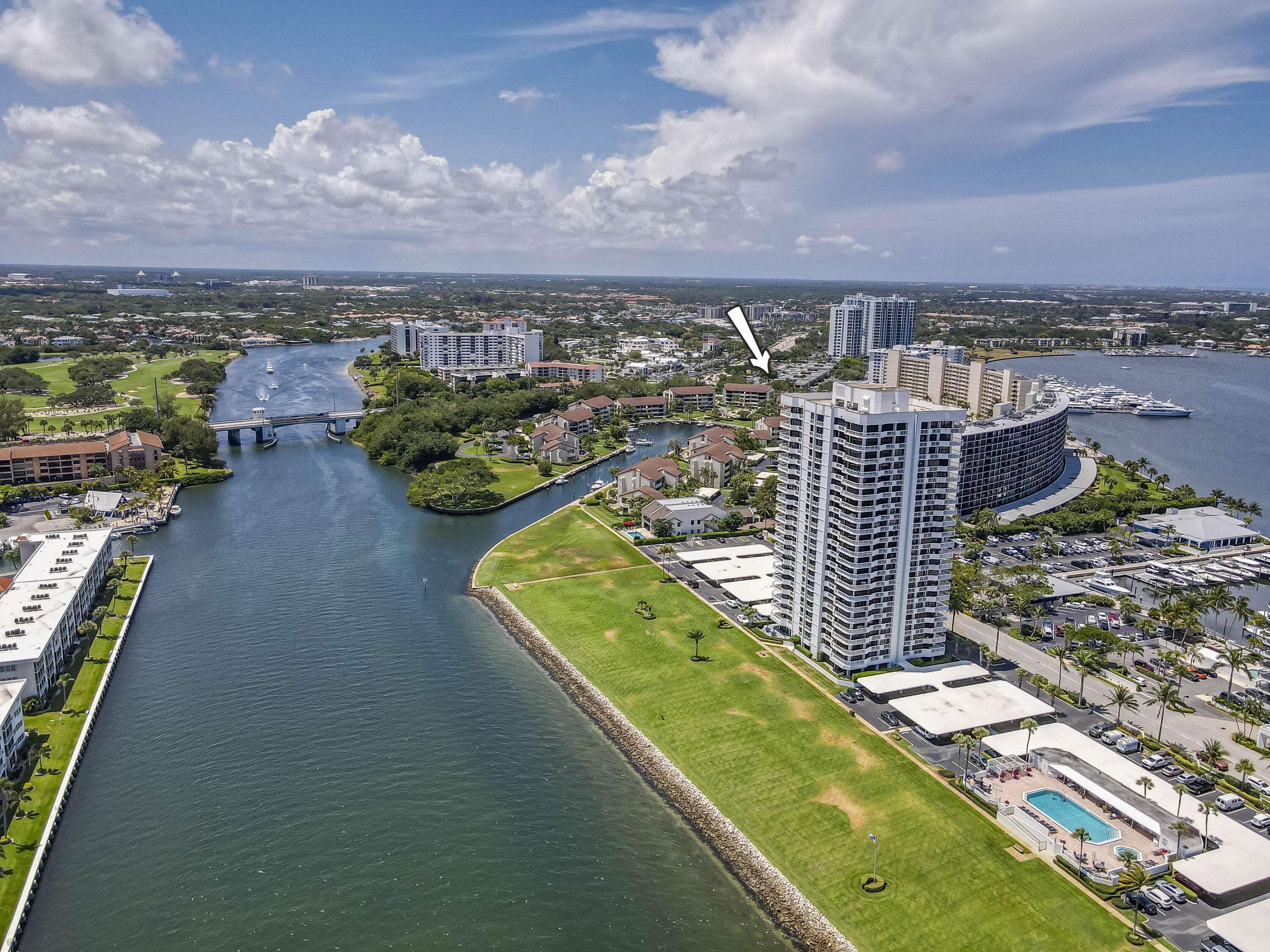 North Palm Beach, FL 33408,123 Lakeshore DR 1644