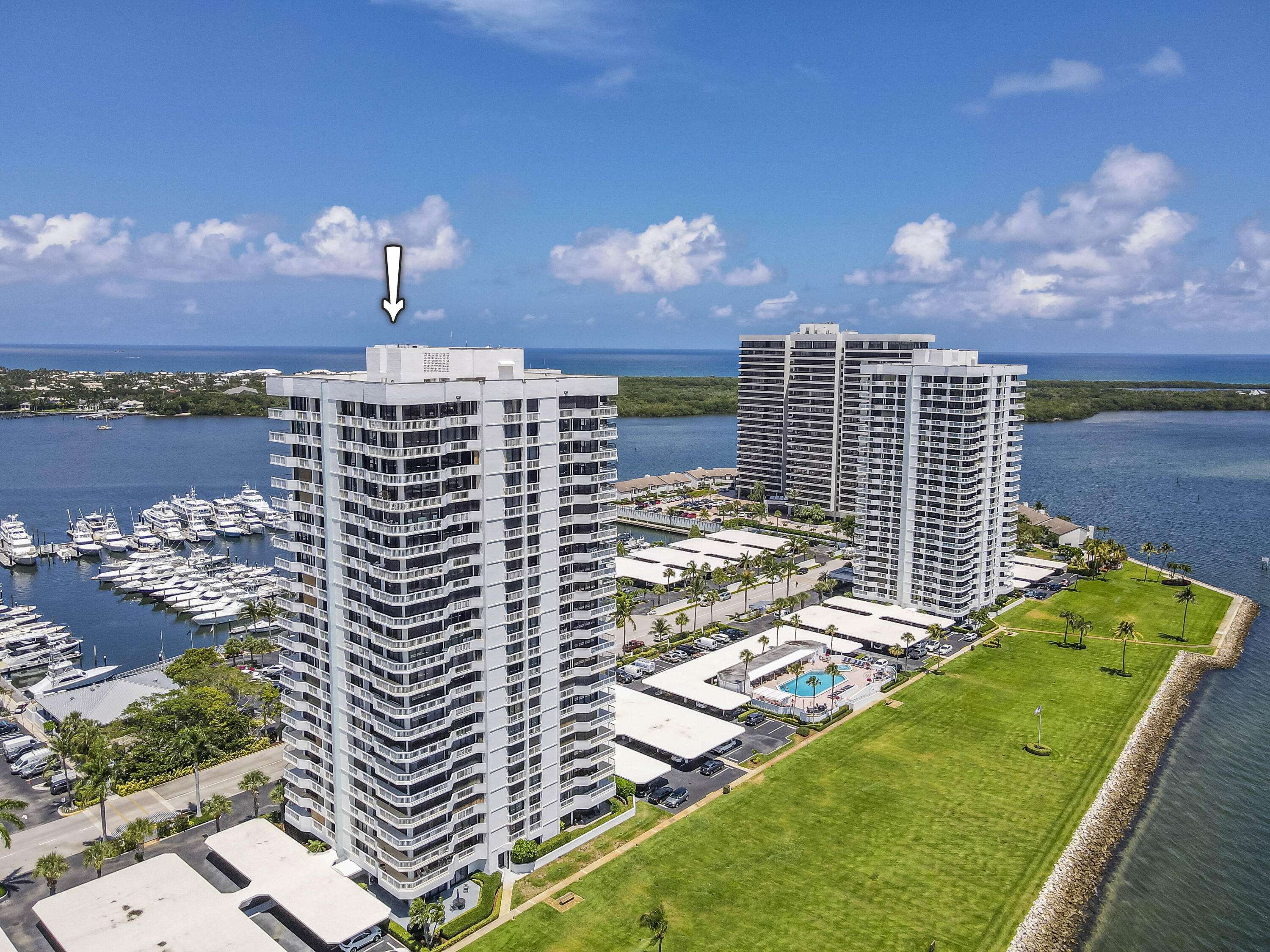 North Palm Beach, FL 33408,123 Lakeshore DR 1644