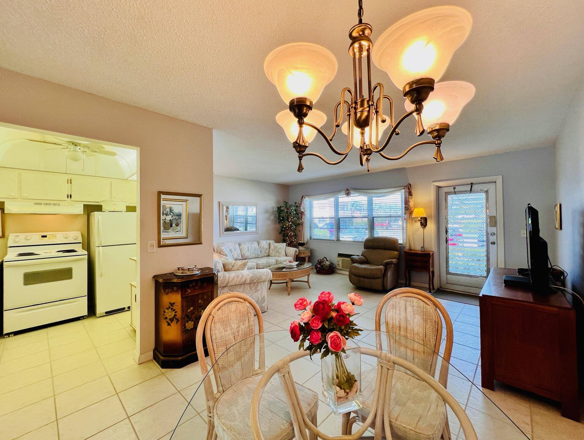 West Palm Beach, FL 33417,143 Chatham G