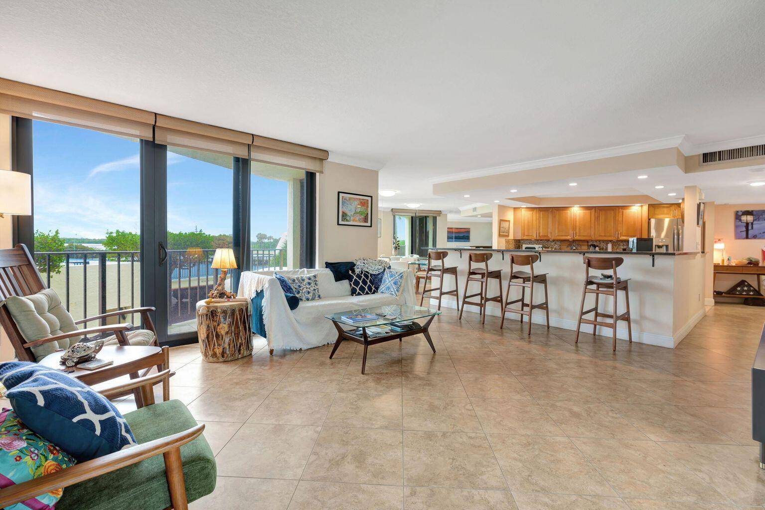 Singer Island, FL 33404,5420 N Ocean DR 206