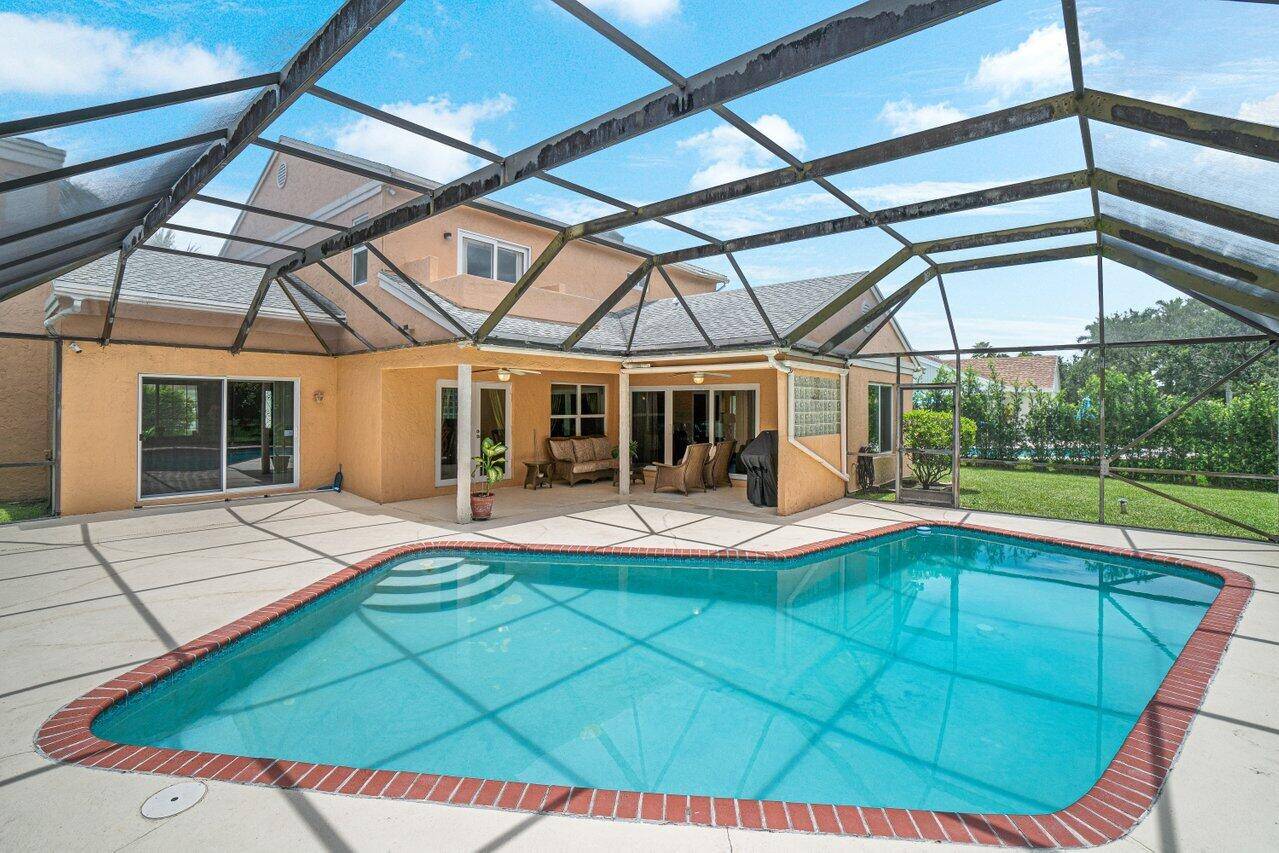 Boca Raton, FL 33428,22075 Flower DR