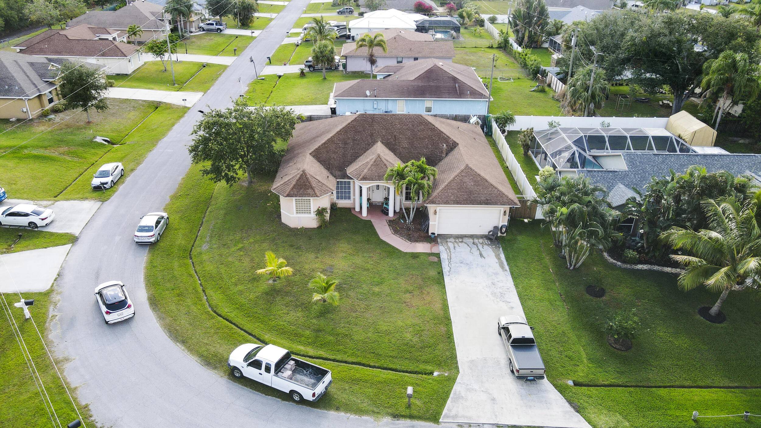 Port Saint Lucie, FL 34952,2001 SE Parrot ST