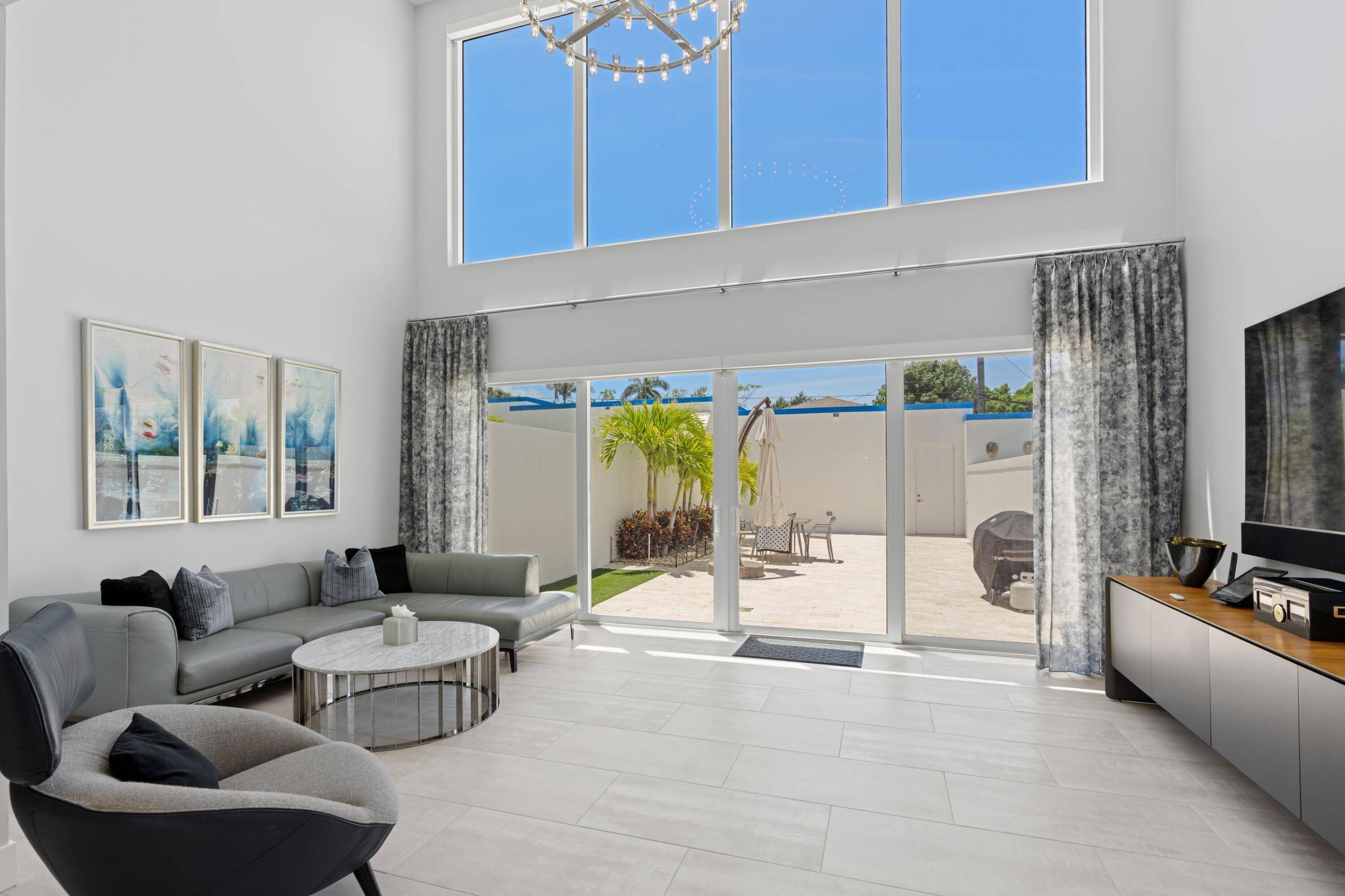West Palm Beach, FL 33401,758 N ST
