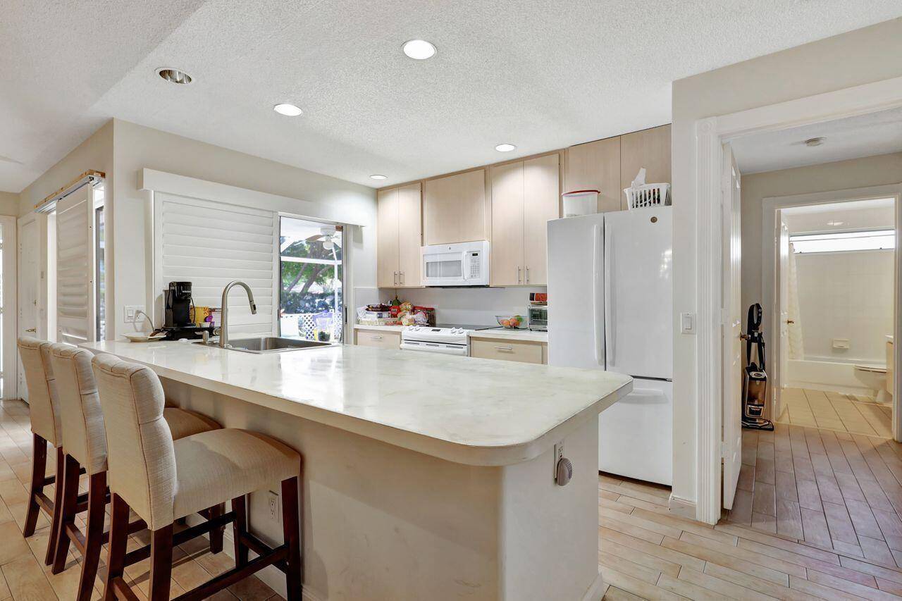 Palm Beach Gardens, FL 33410,6903 Geminata Oak CT