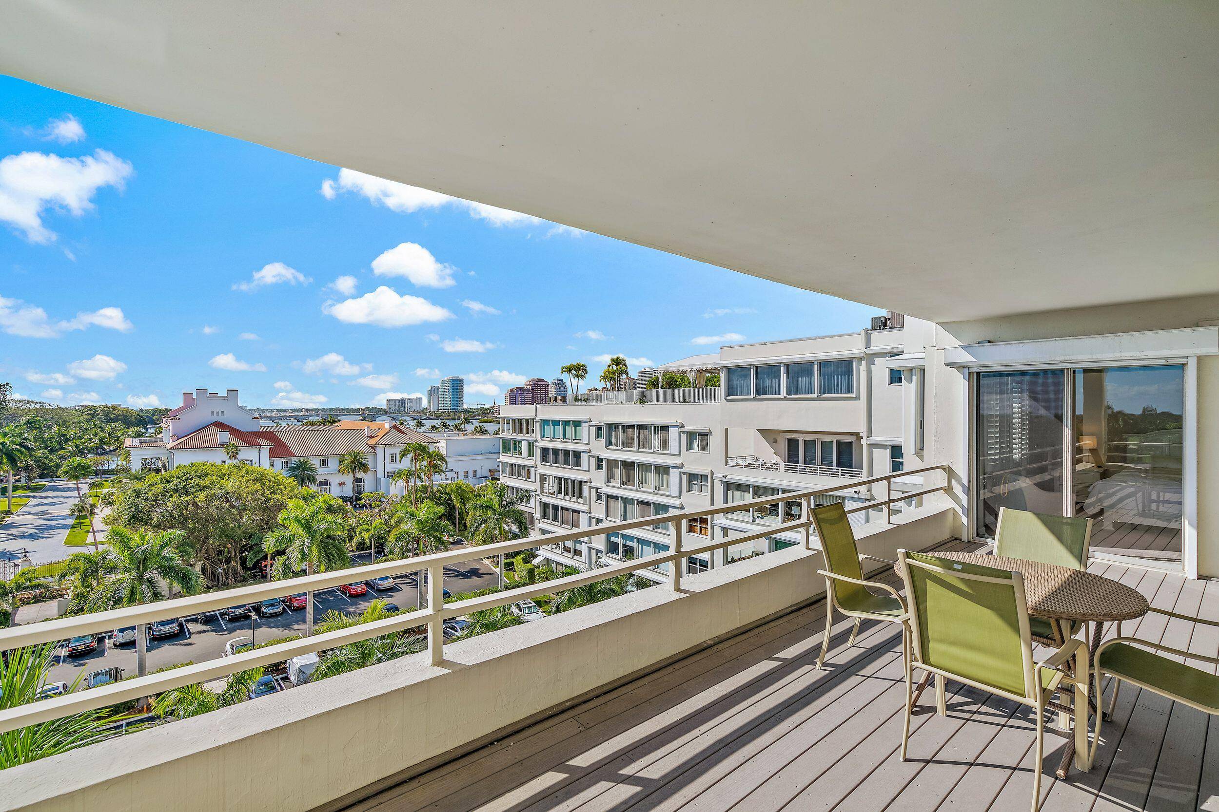 Palm Beach, FL 33480,44 Cocoanut ROW 626b