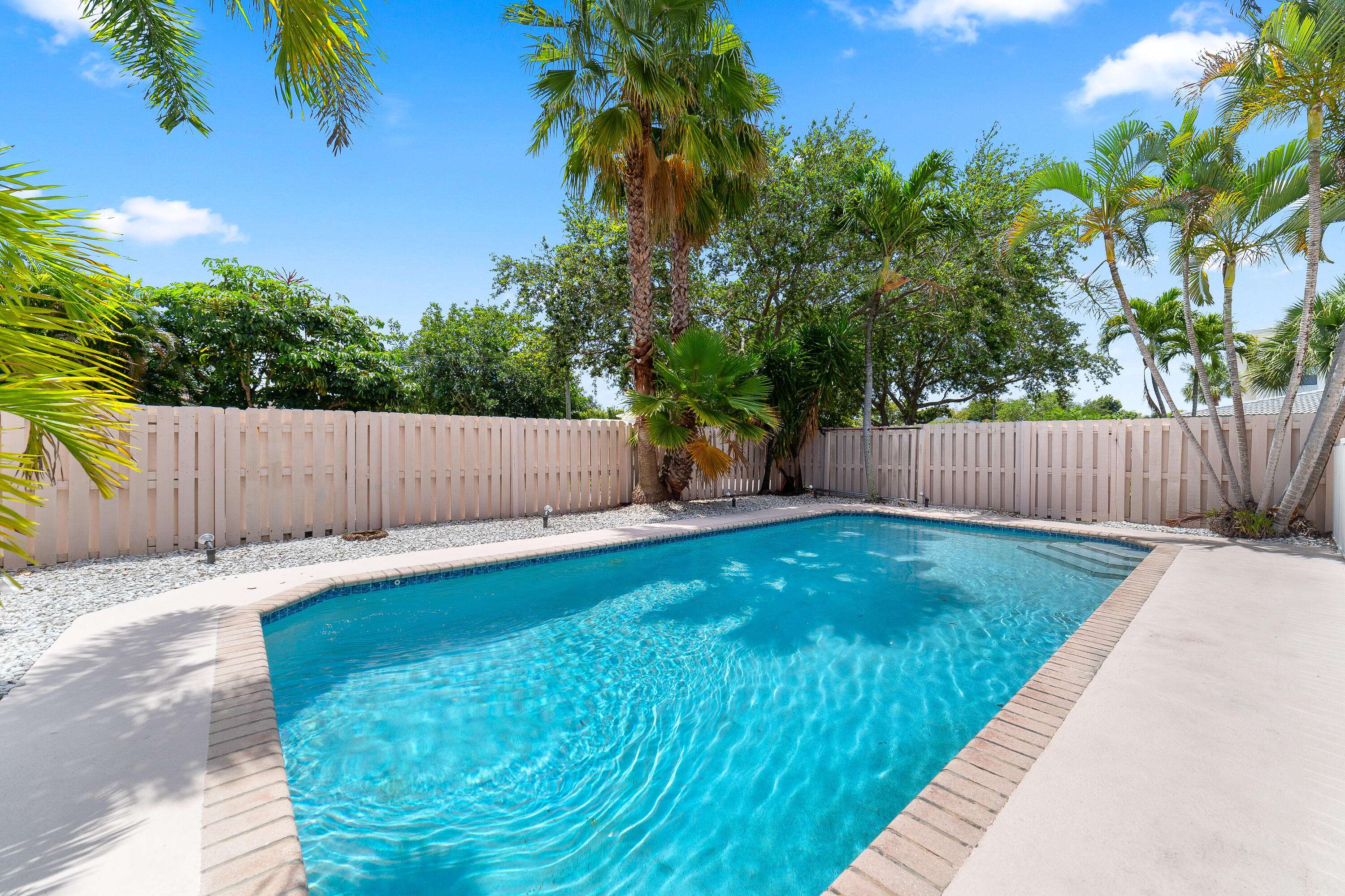 Fort Lauderdale, FL 33308,4521 NE 21st AVE 1