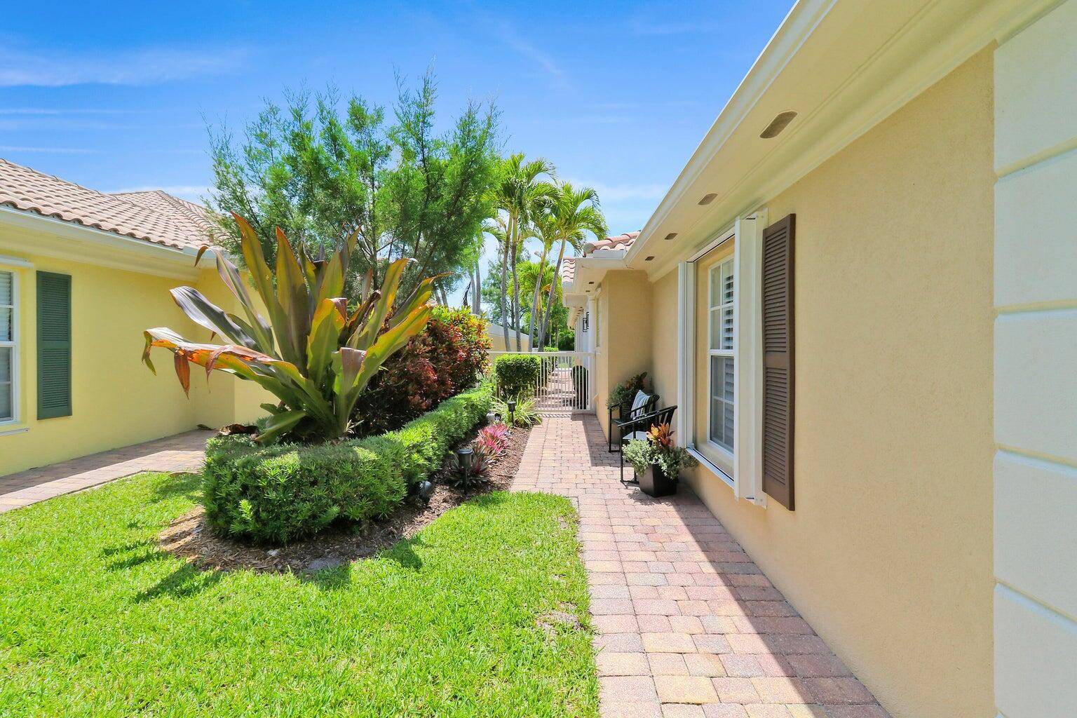 Palm Beach Gardens, FL 33418,5021 Magnolia Bay CIR