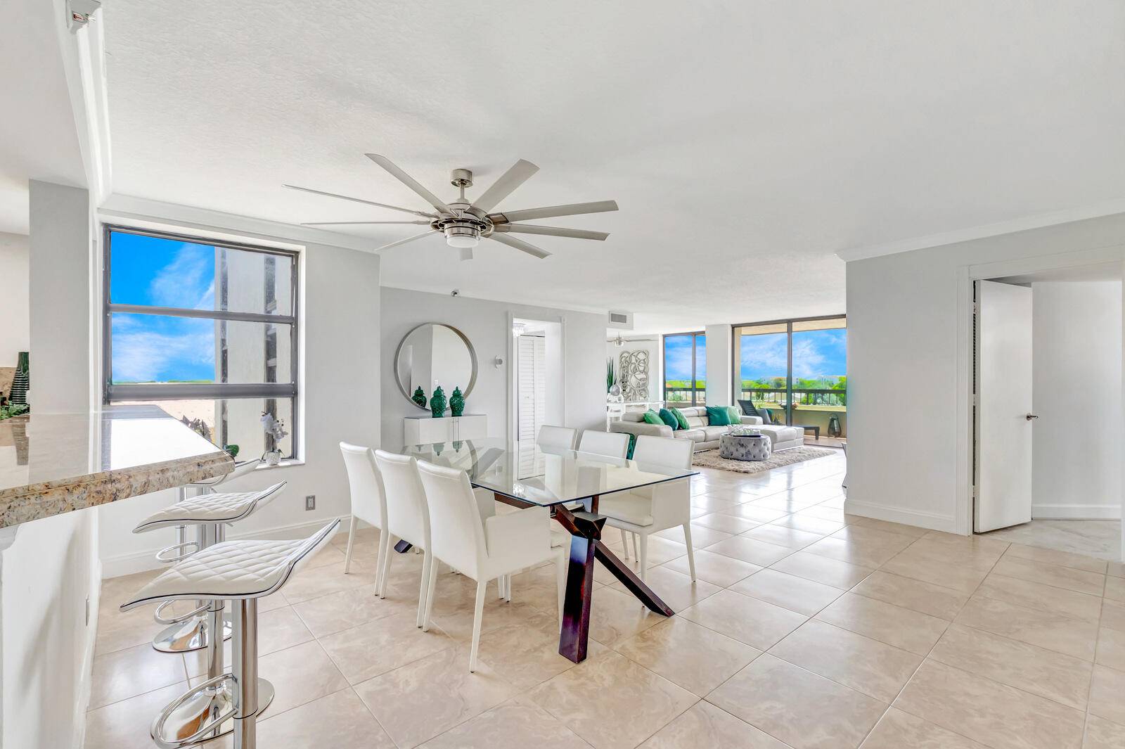 Boca Raton, FL 33433,6372 La Costa DR 602