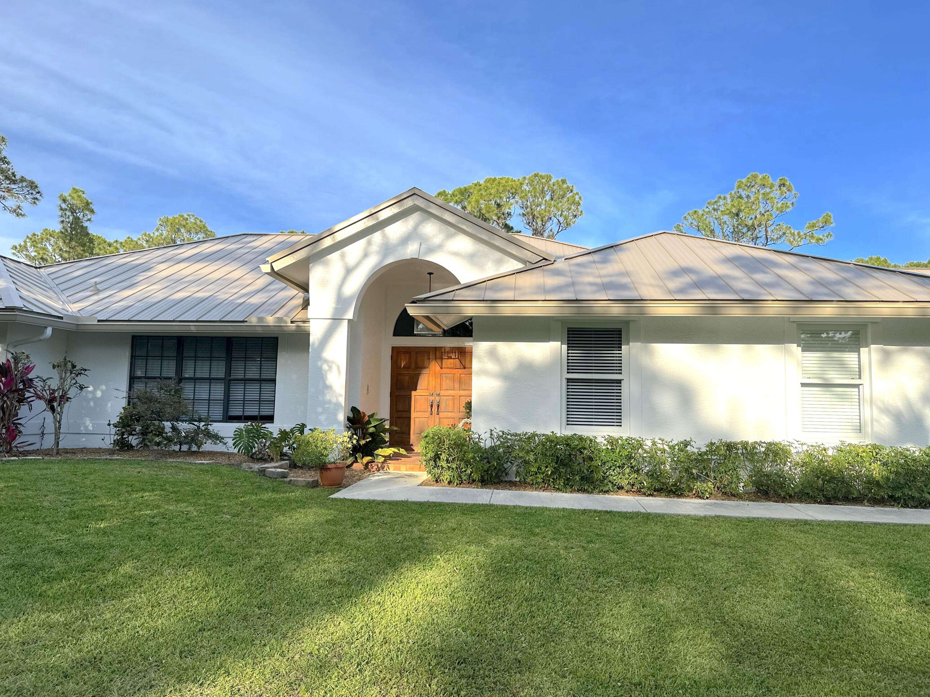 Palm Beach Gardens, FL 33418,15864 N 78th DR
