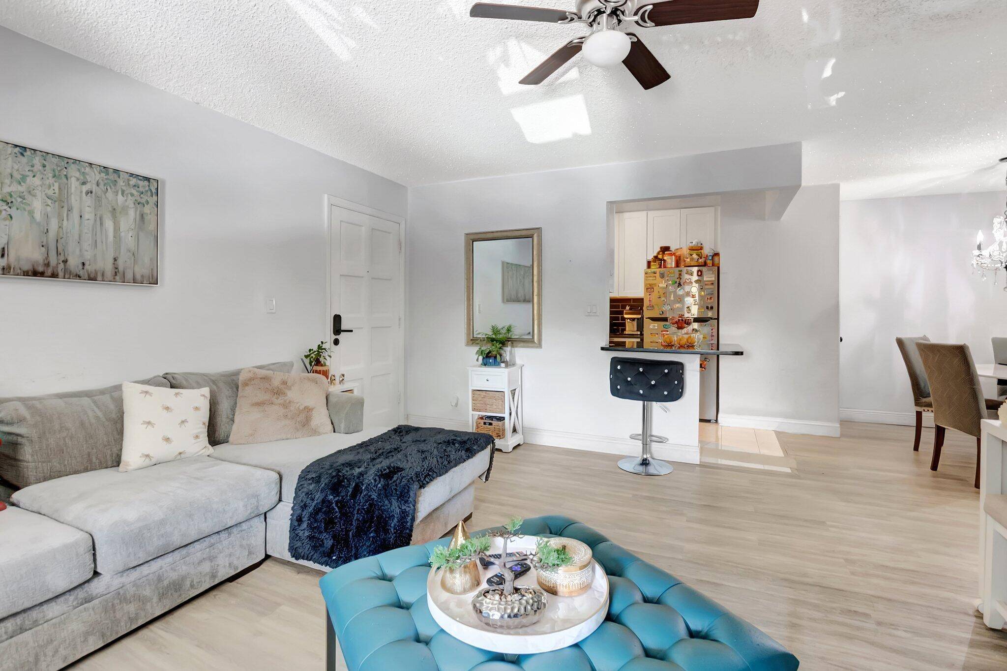 Boca Raton, FL 33486,1124 NW 13th ST 208