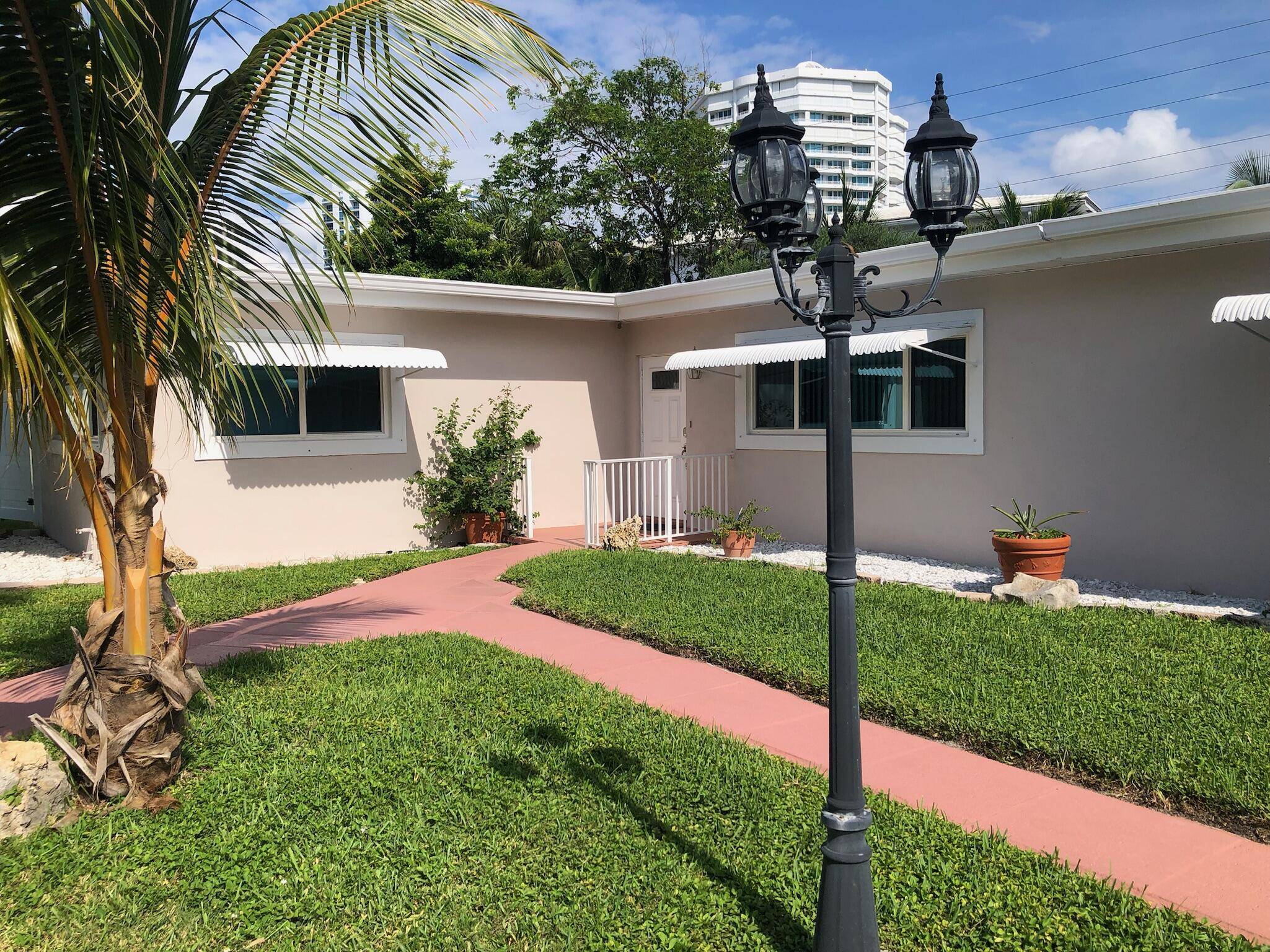 Lauderdale By The Sea, FL 33062,1760 Bel Air AVE