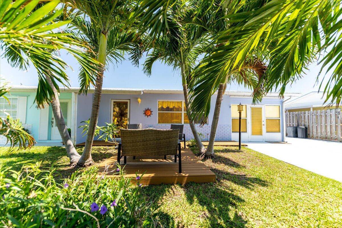 Jensen Beach, FL 34957,71 S Las Olas DR