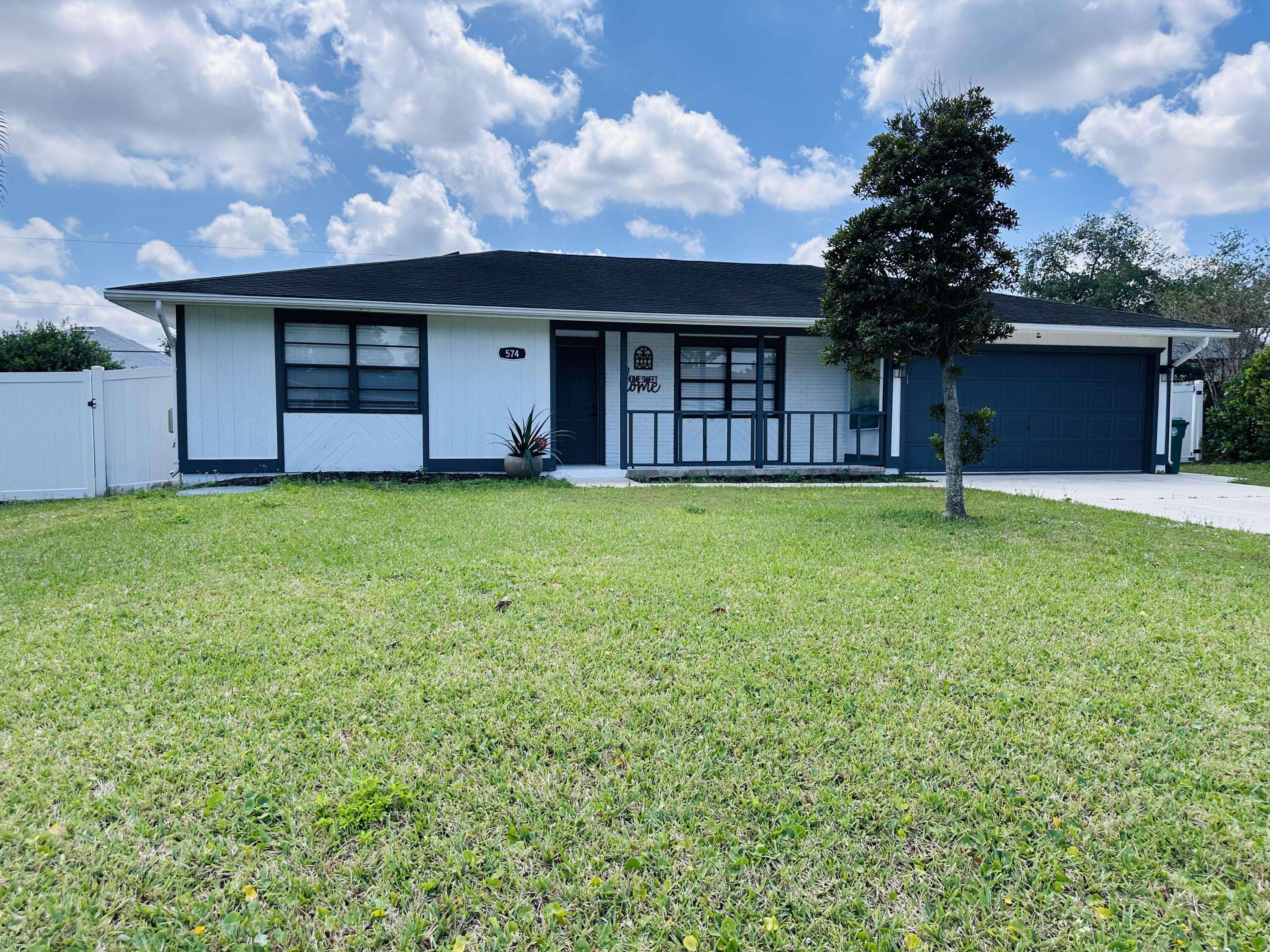 Port Saint Lucie, FL 34983,574 NW Marion AVE
