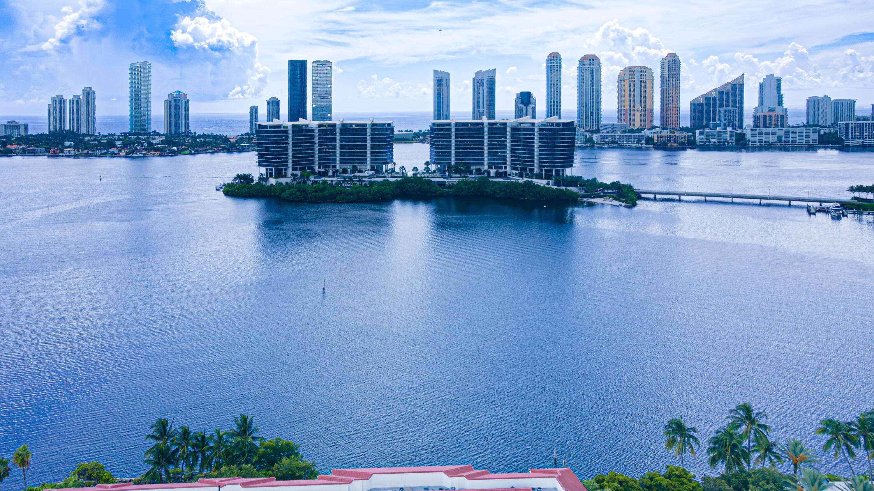 Aventura, FL 33180,3250 NE 188th ST Lph08