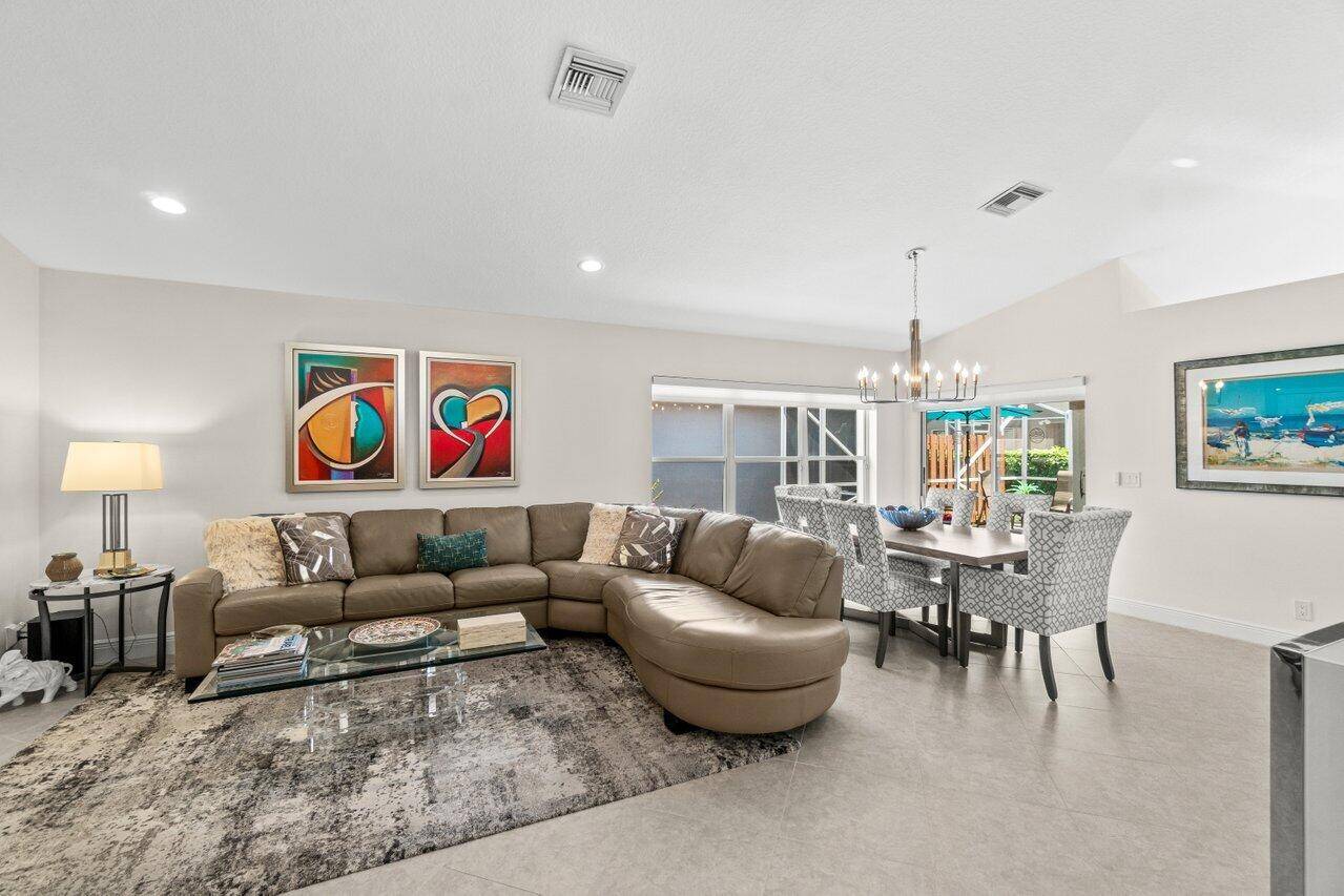 Boynton Beach, FL 33437,7276 Whitfield AVE