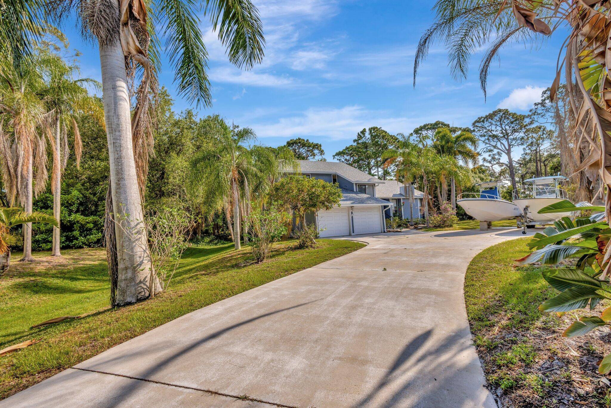 Port Saint Lucie, FL 34952,1013 SE Kitching Cove LN