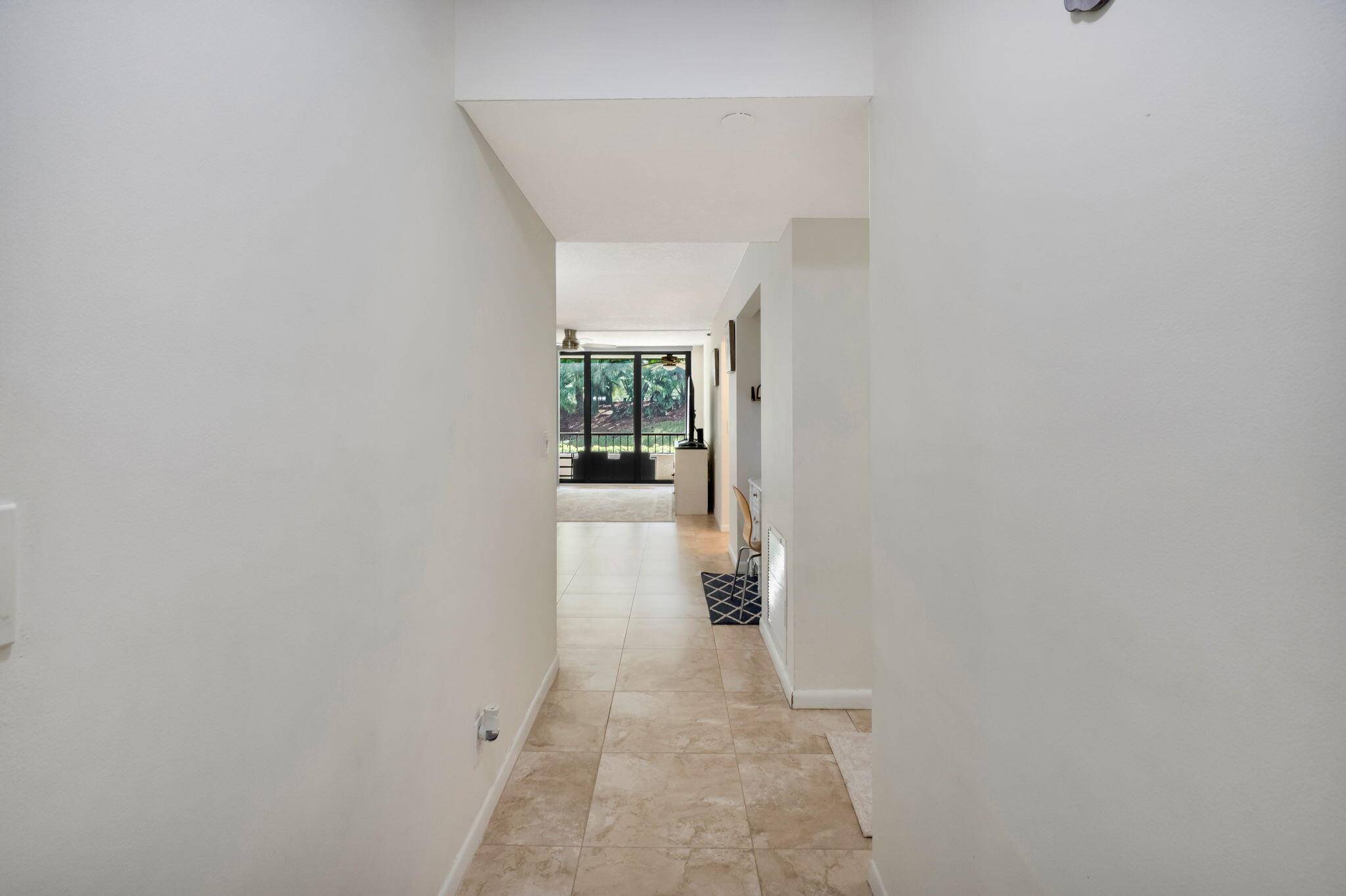 Delray Beach, FL 33445,2070 Homewood BLVD 1115