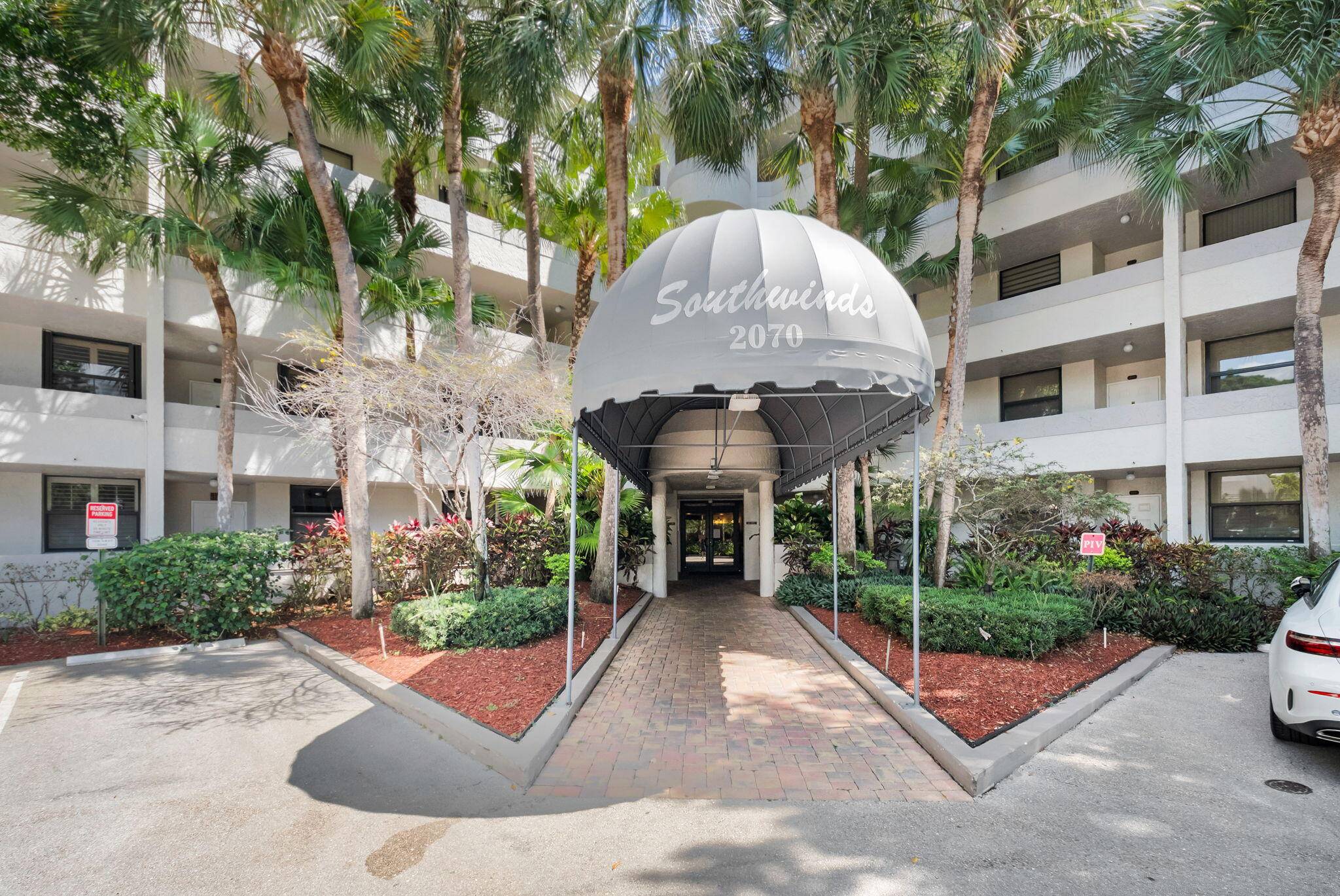 Delray Beach, FL 33445,2070 Homewood BLVD 1115