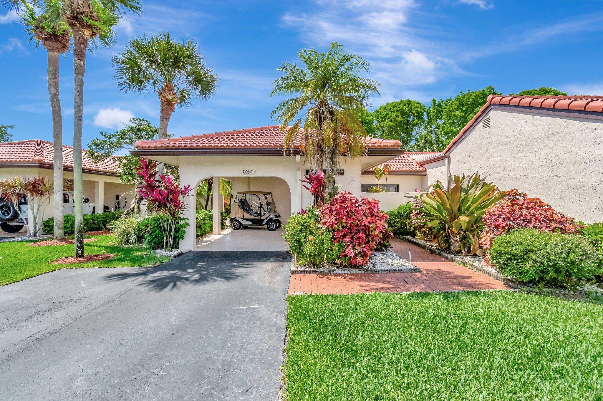 Boca Raton, FL 33433,8030 Eastlake DR 10b