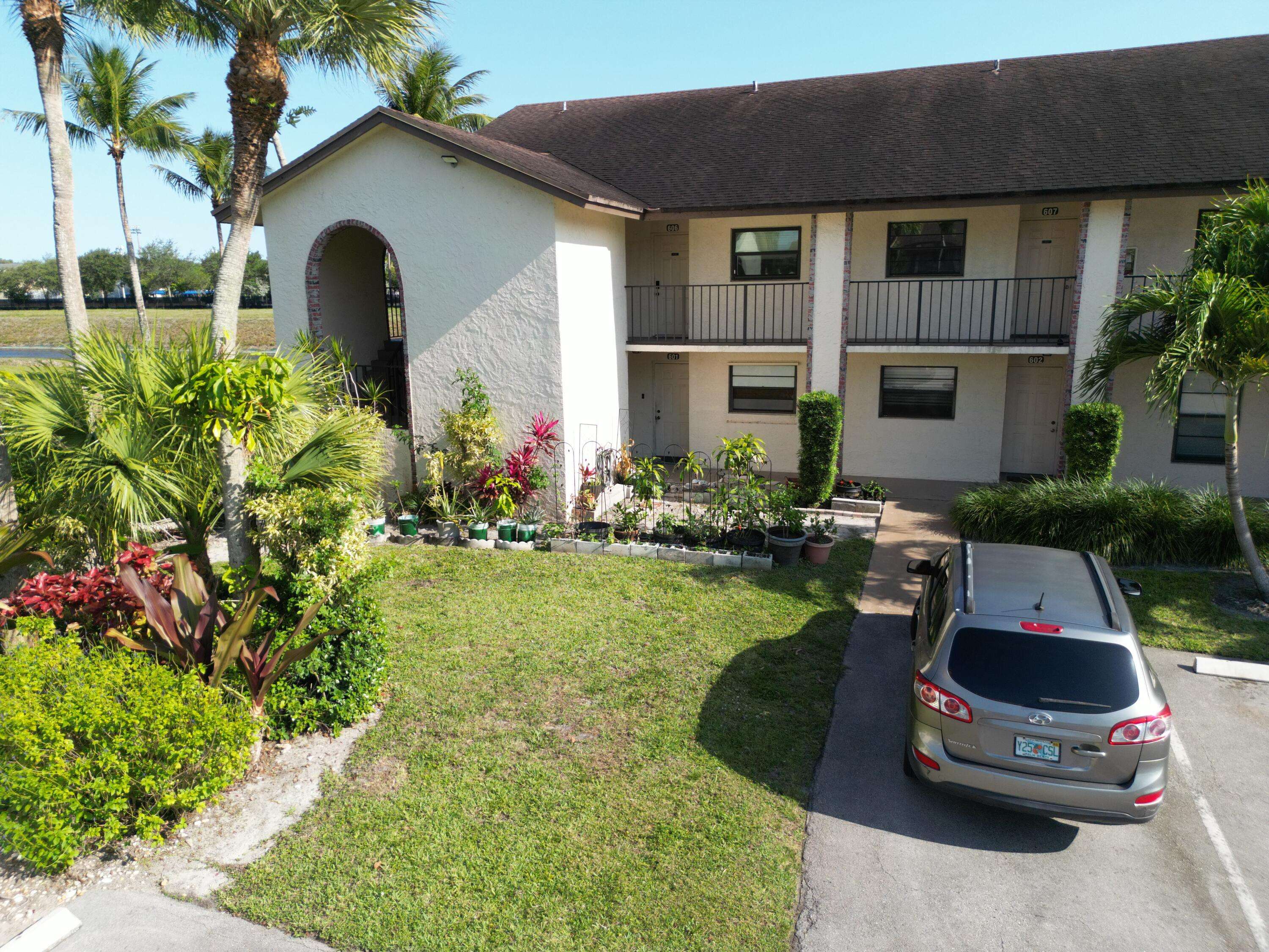 Boca Raton, FL 33428,23490 SW 57th AVE 602